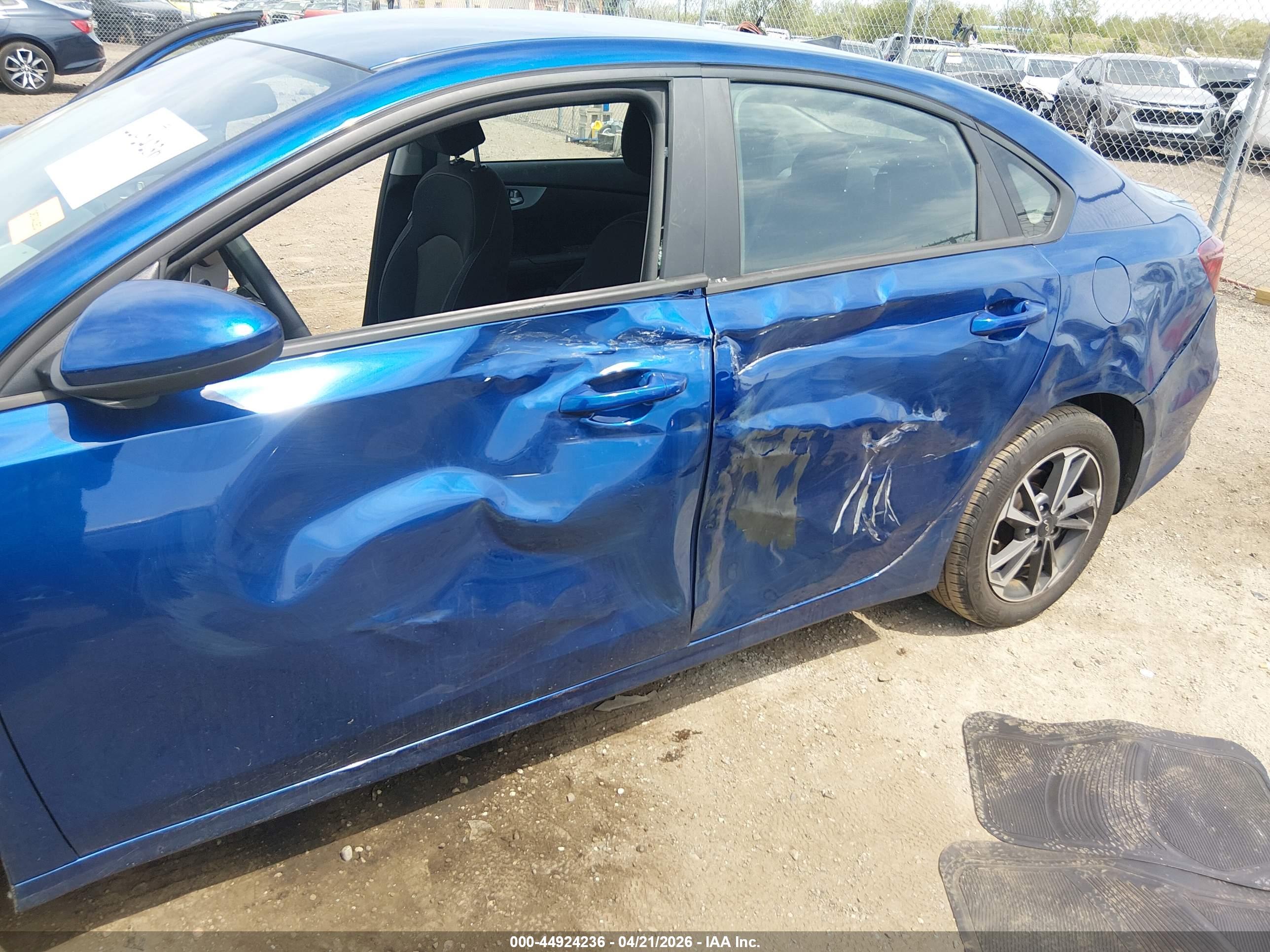 KIA FORTE image 6