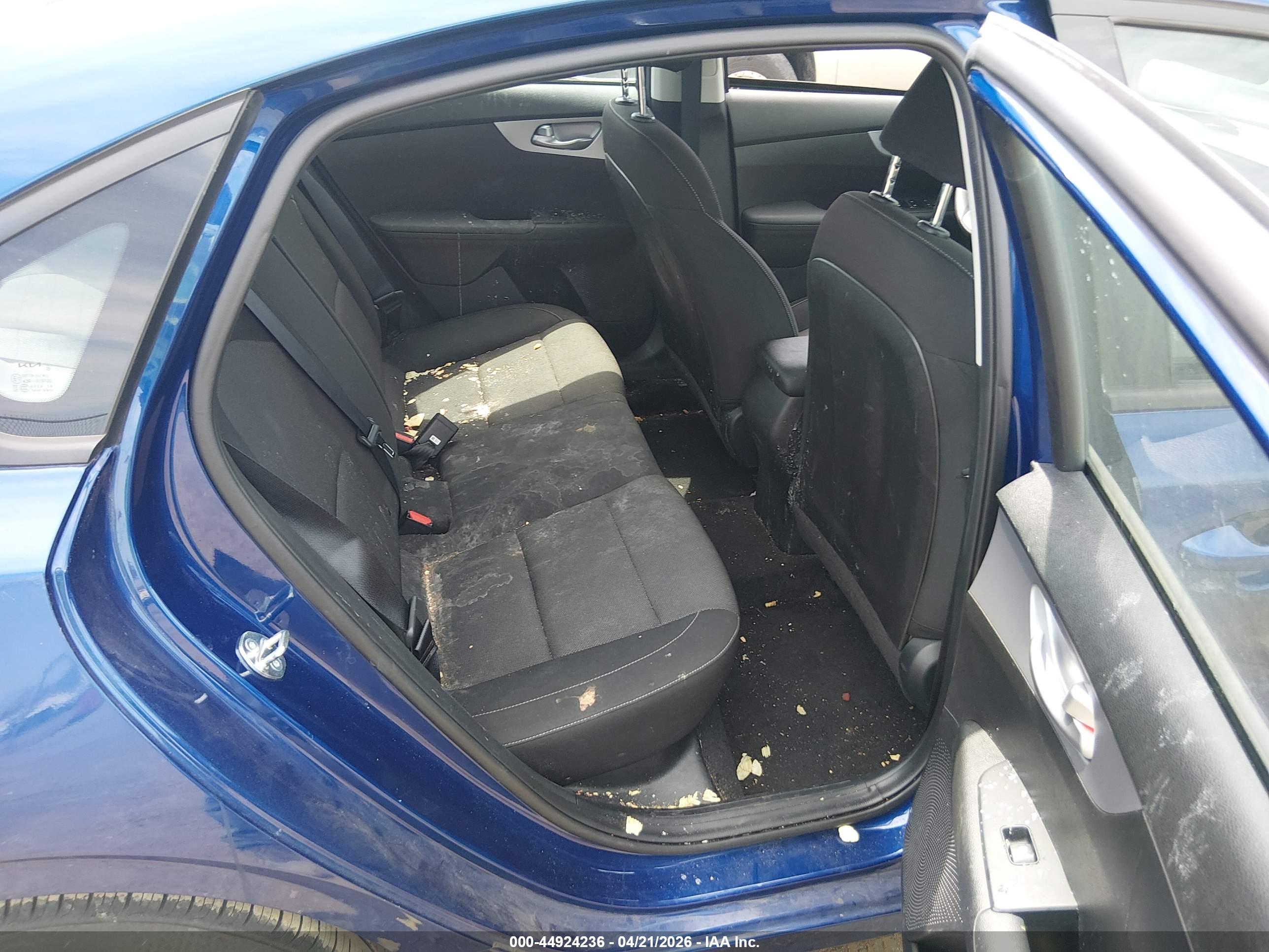 KIA FORTE image 8