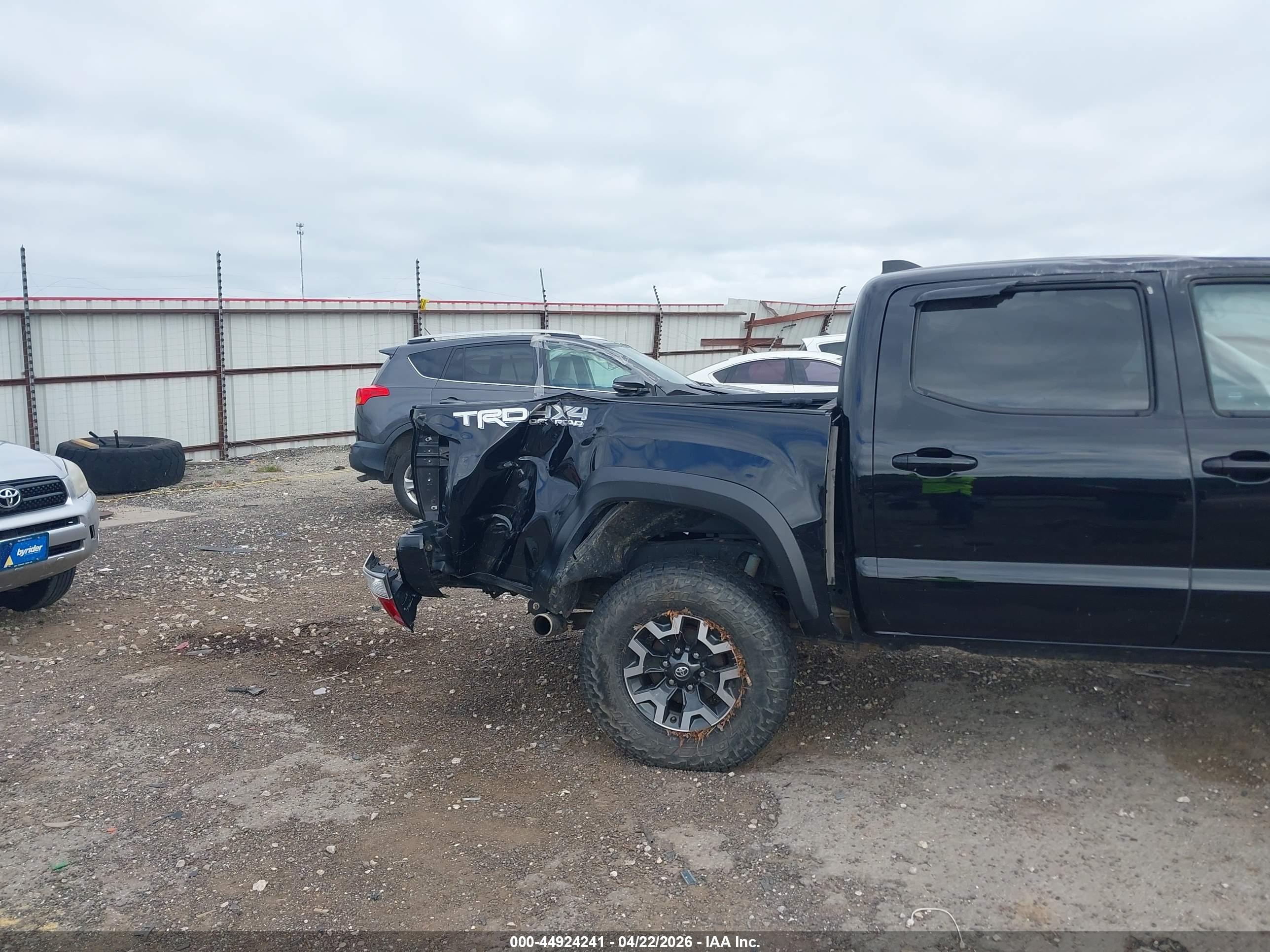 TOYOTA TACOMA image 6