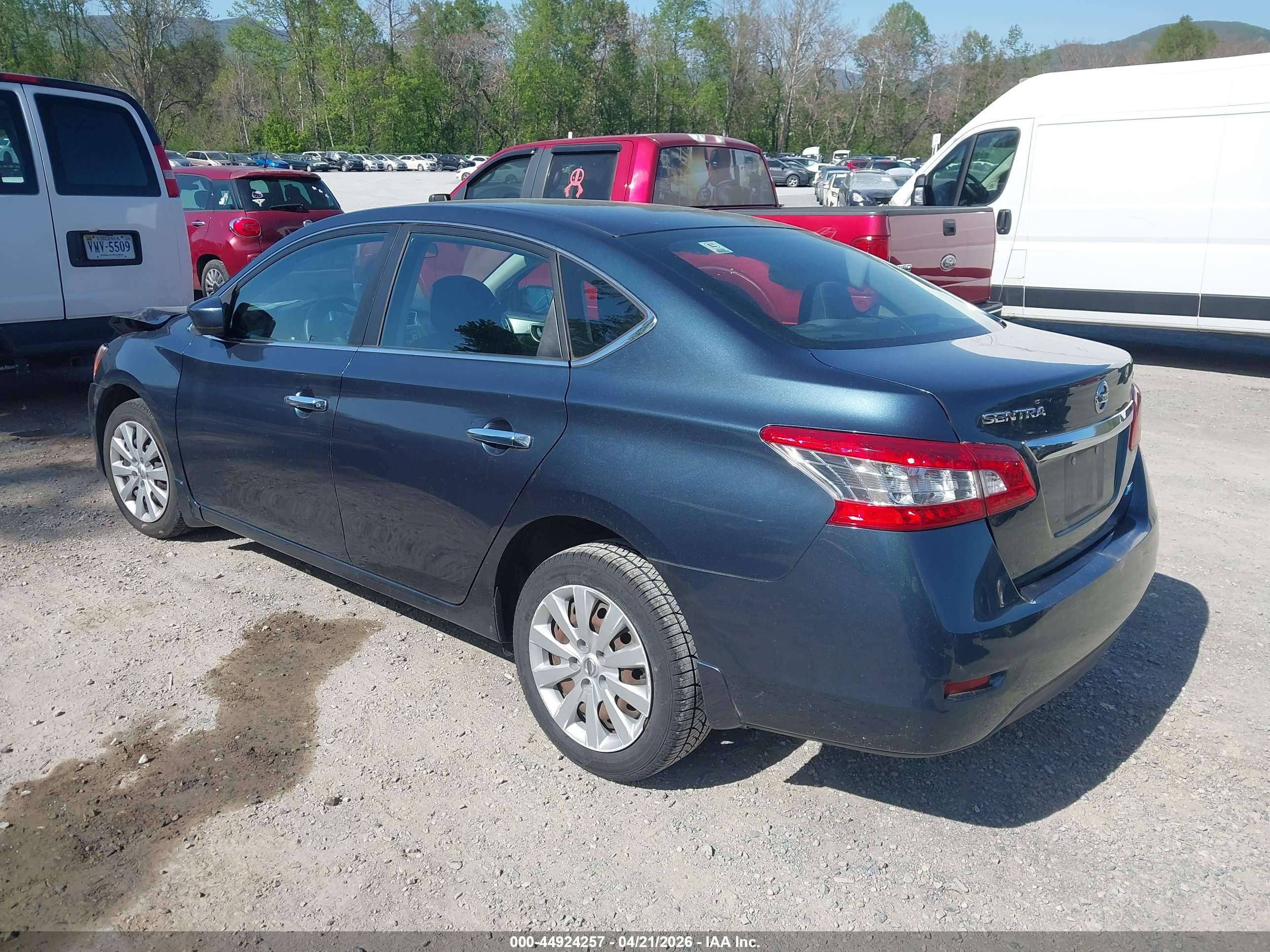 NISSAN SENTRA image 3