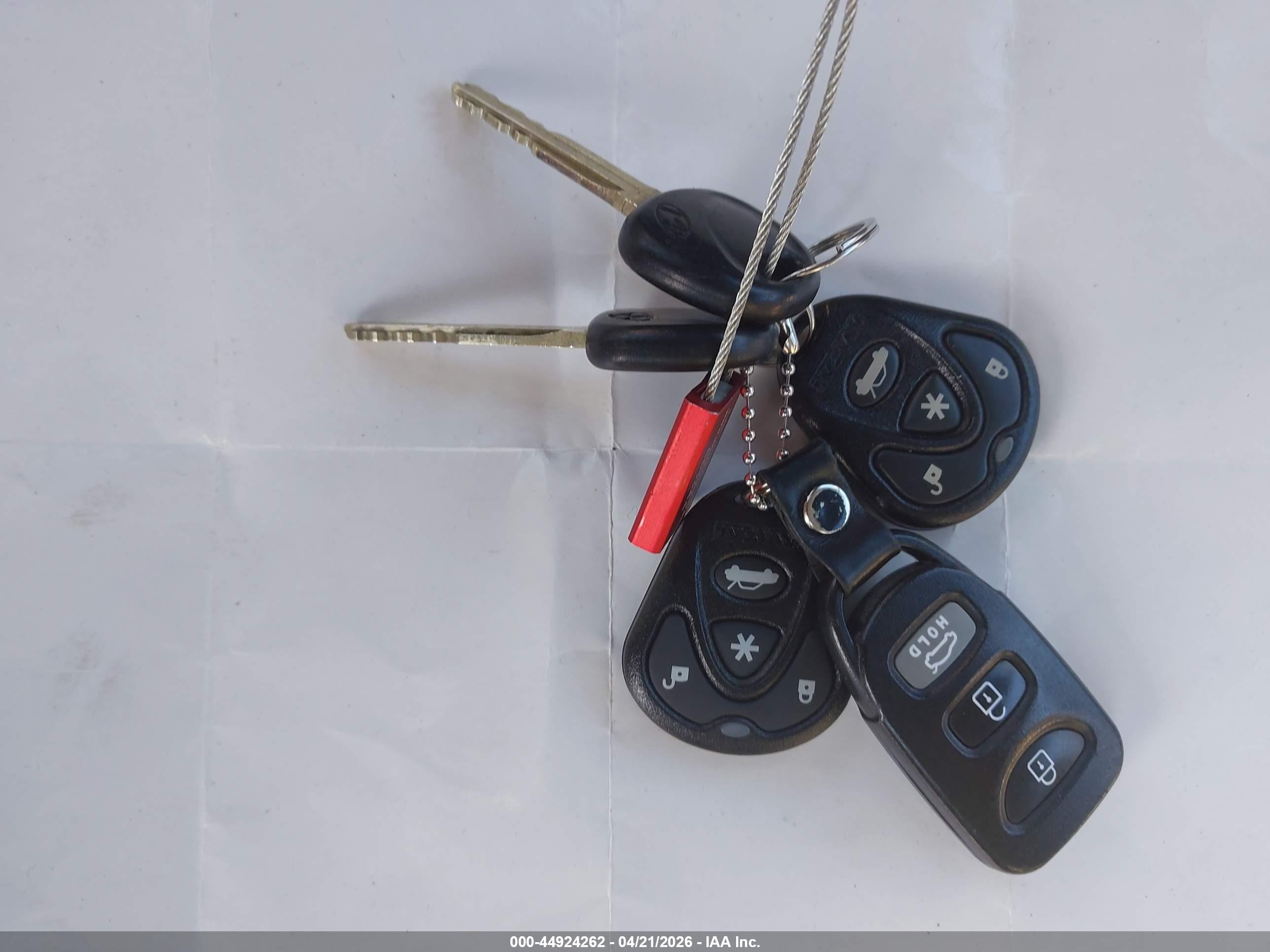 HYUNDAI ELANTRA image 11