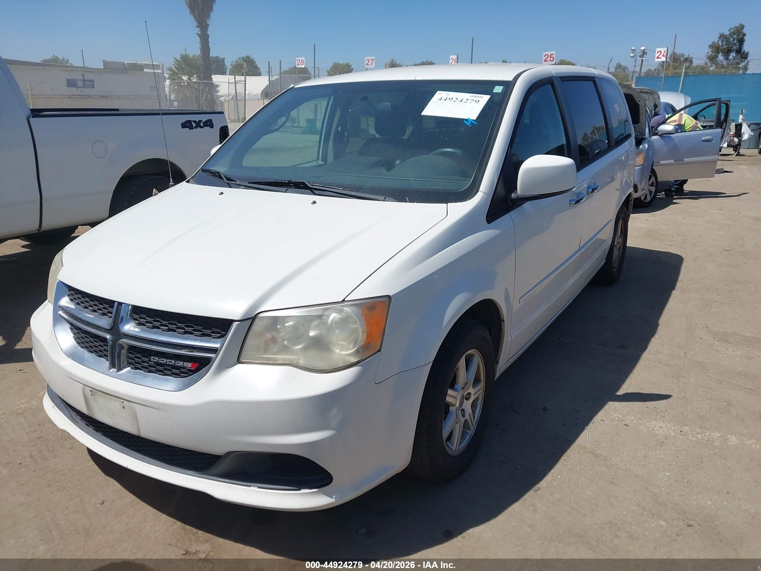 DODGE GRAND image 2