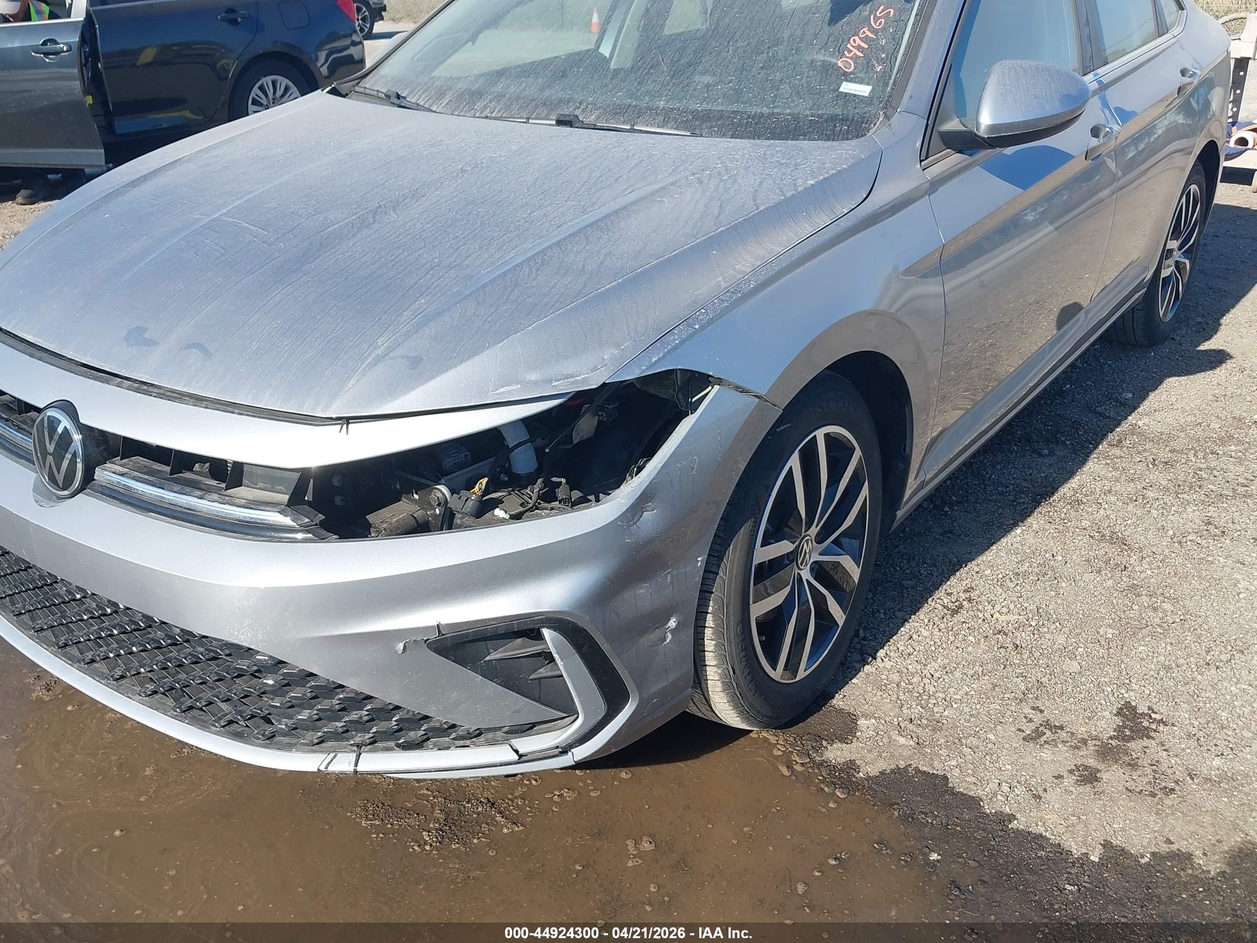 VOLKSWAGEN JETTA image 6