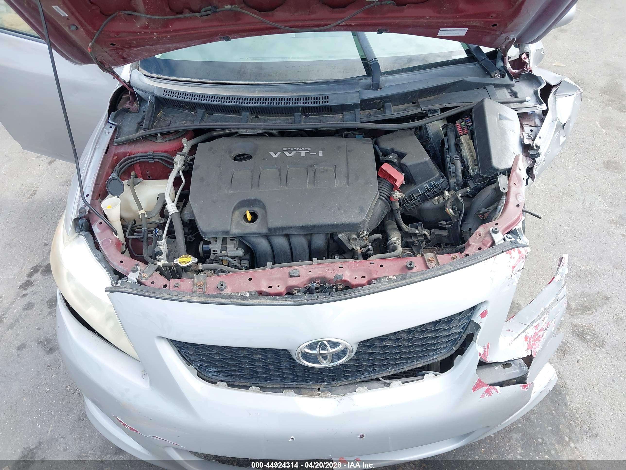 TOYOTA COROLLA image 10