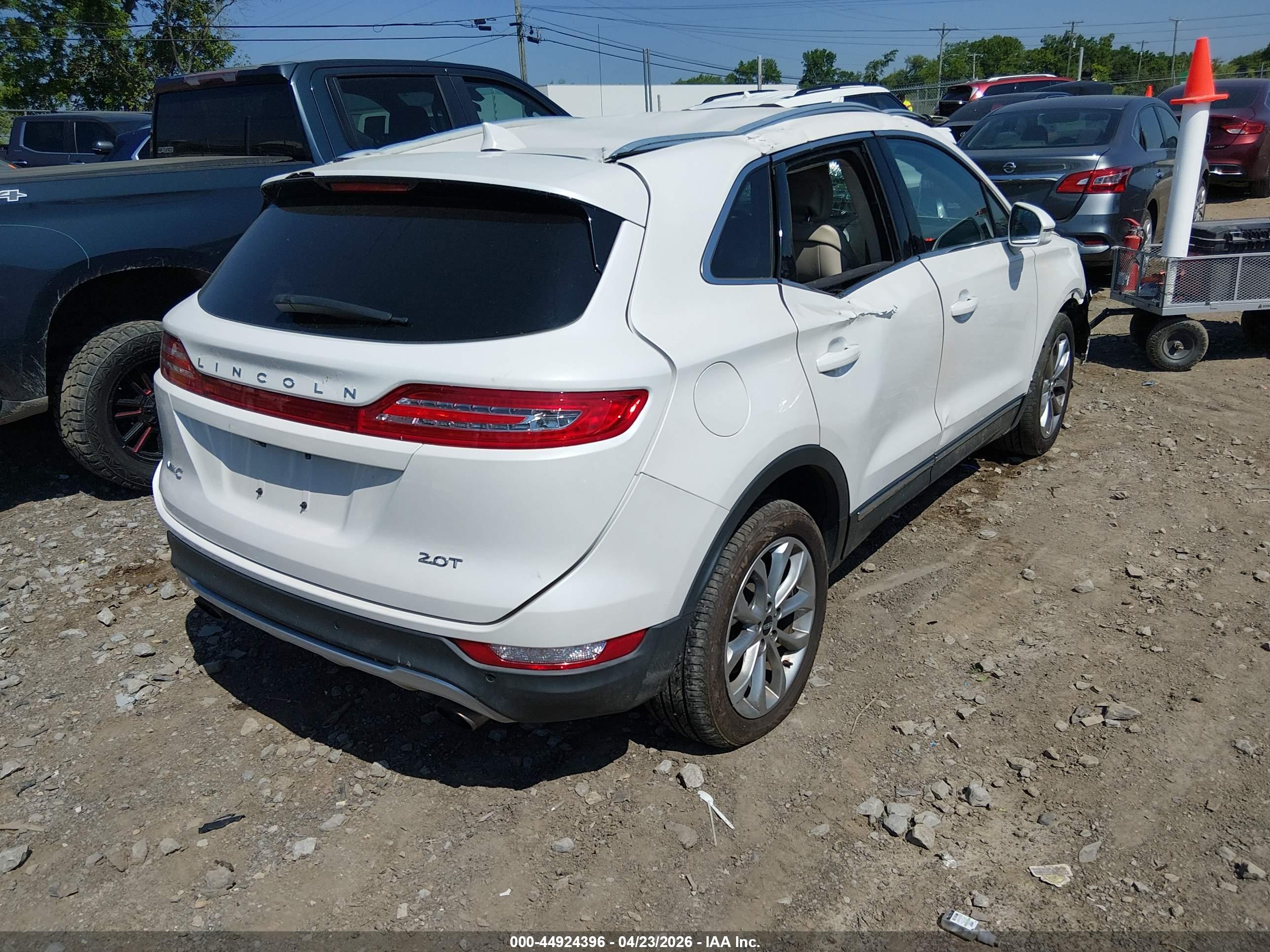 LINCOLN MKC image 4