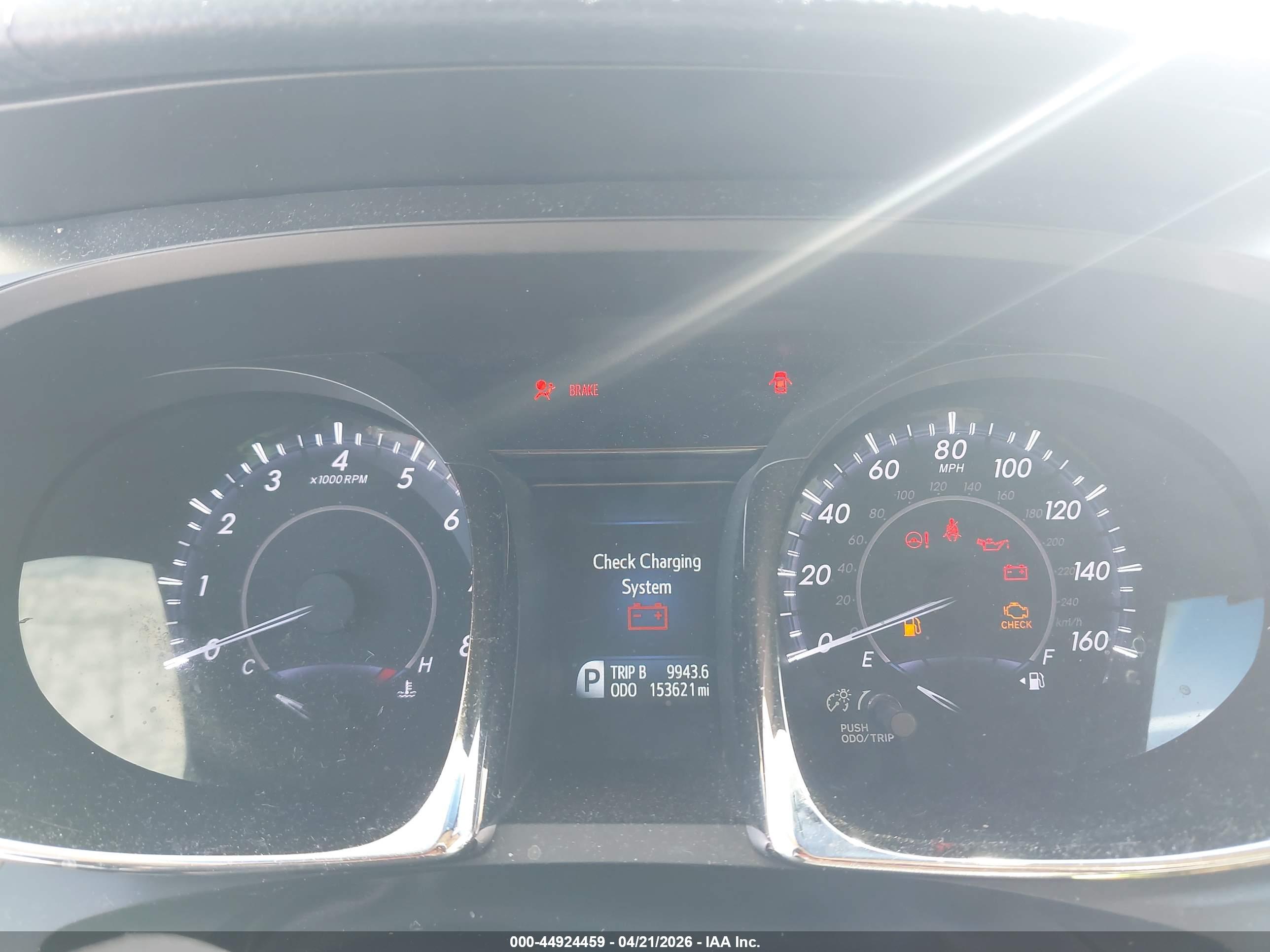 TOYOTA AVALON image 7