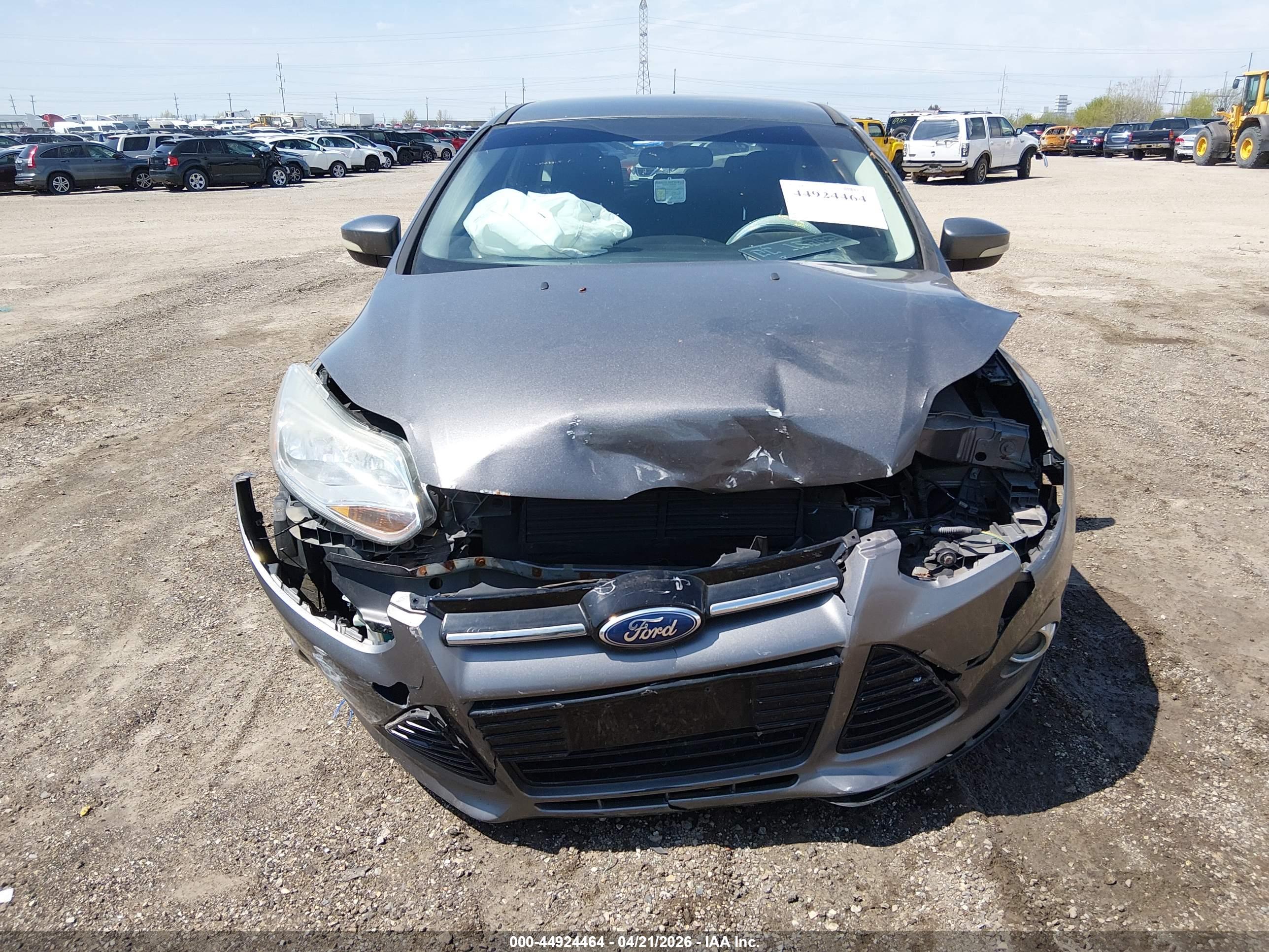 FORD FOCUS image 6