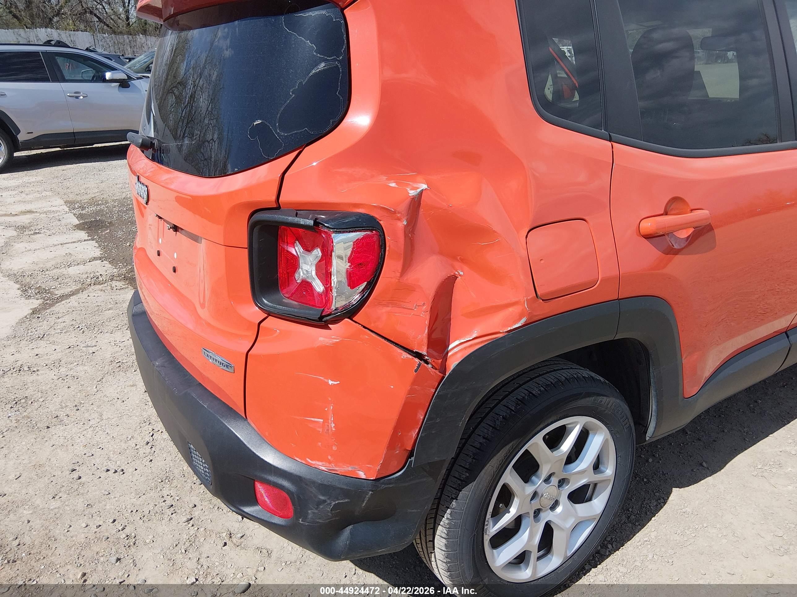 JEEP RENEGADE image 6
