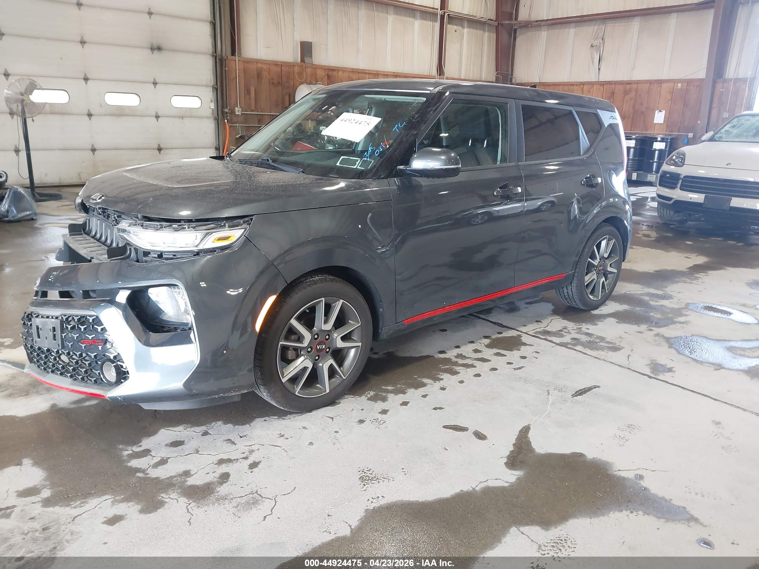 KIA SOUL image 2