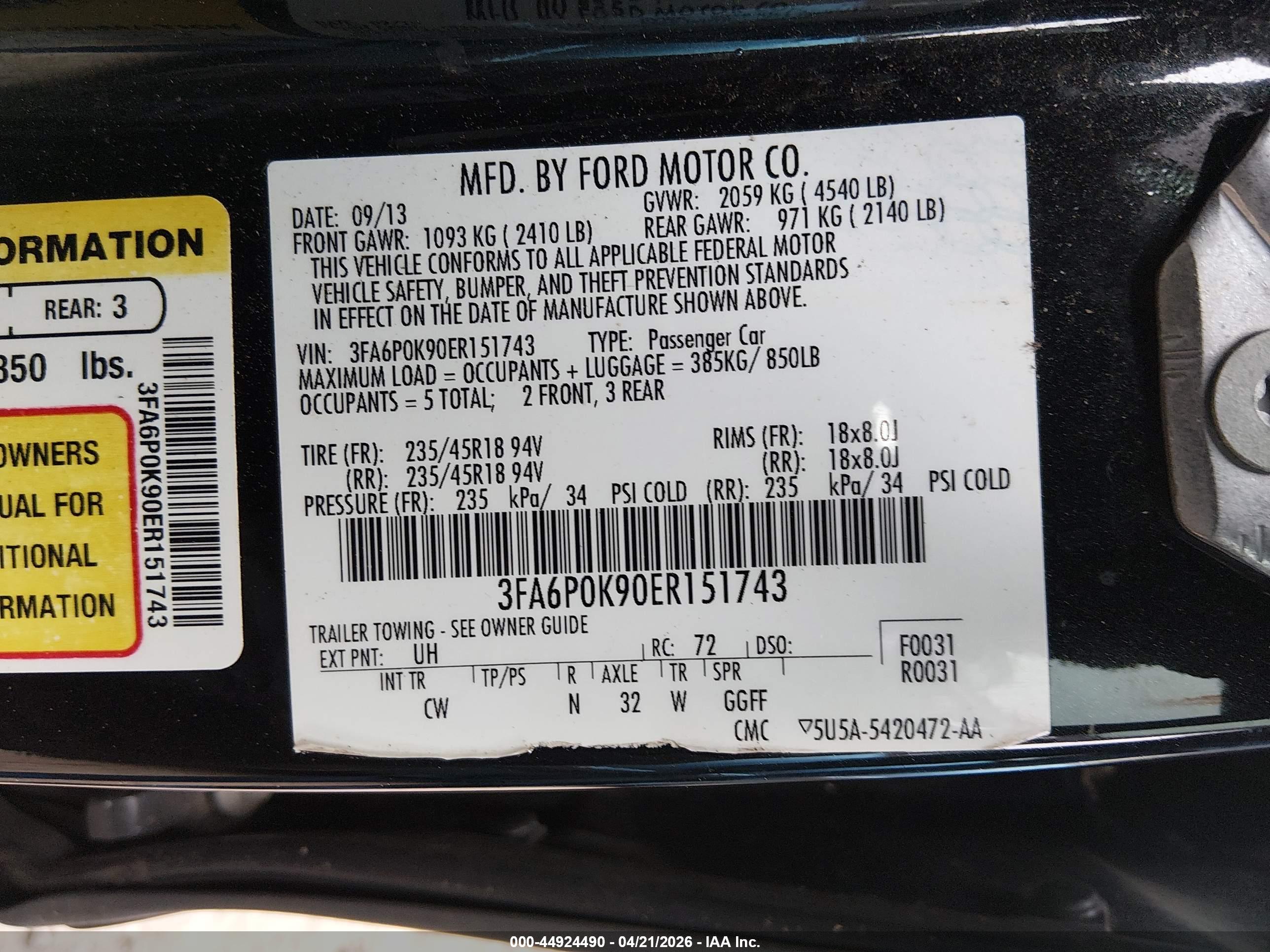 FORD FUSION image 9