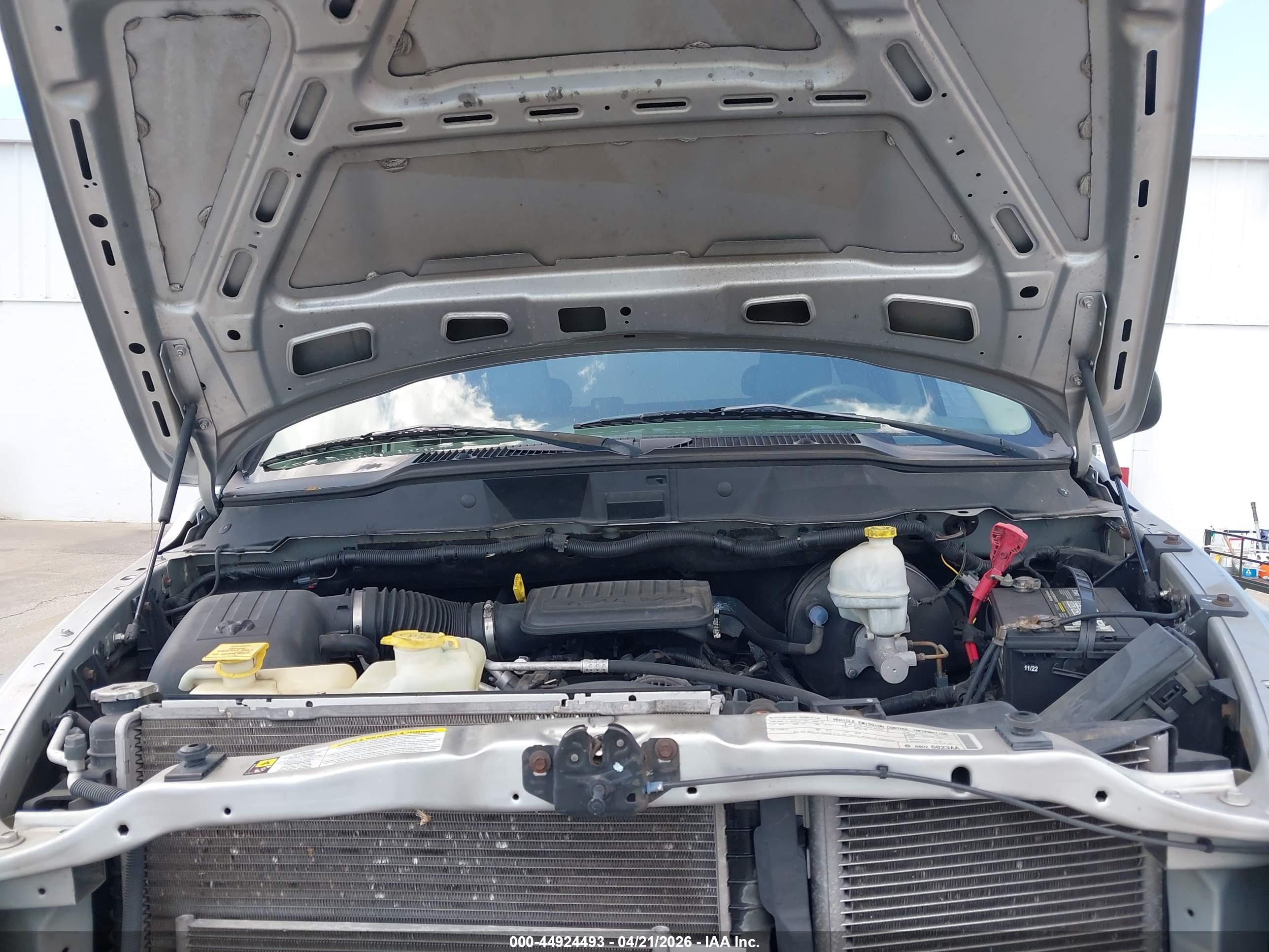 DODGE RAM image 10