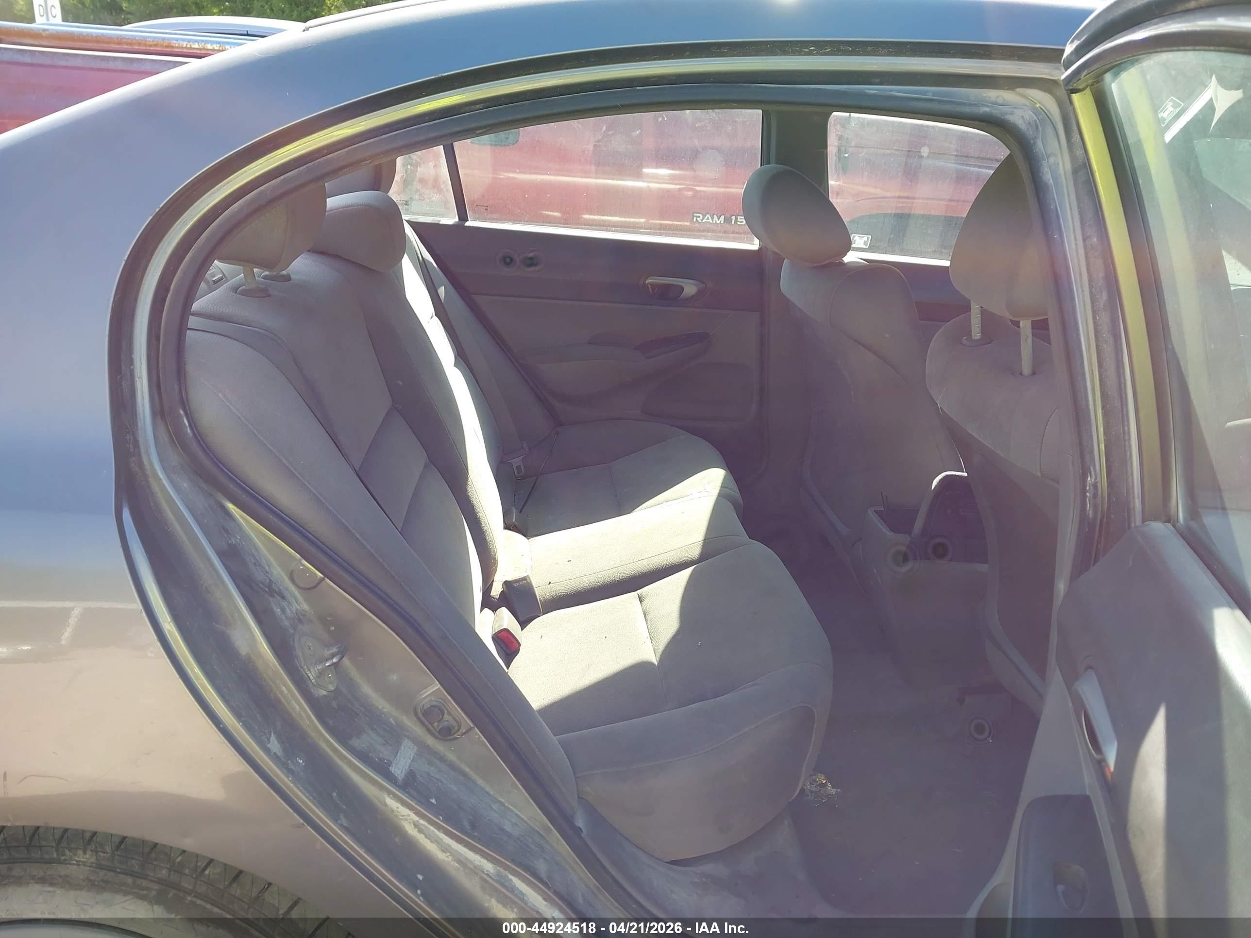 HONDA CIVIC image 8