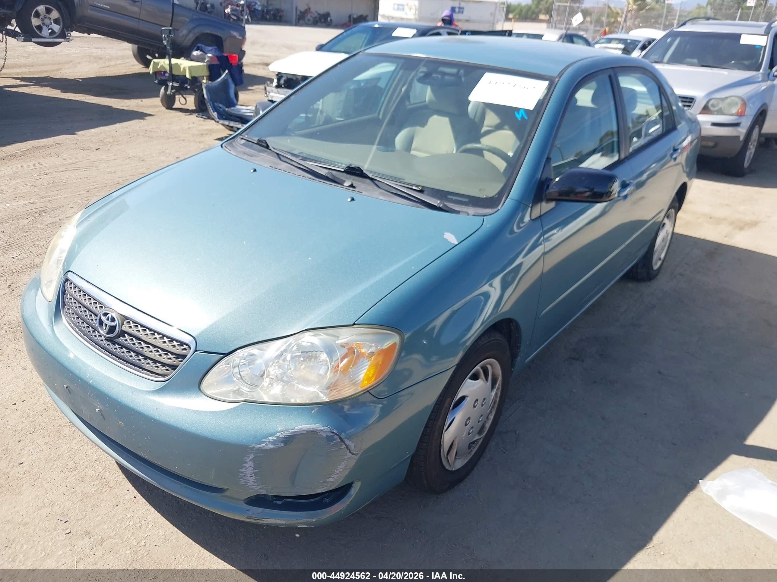 TOYOTA COROLLA image 2