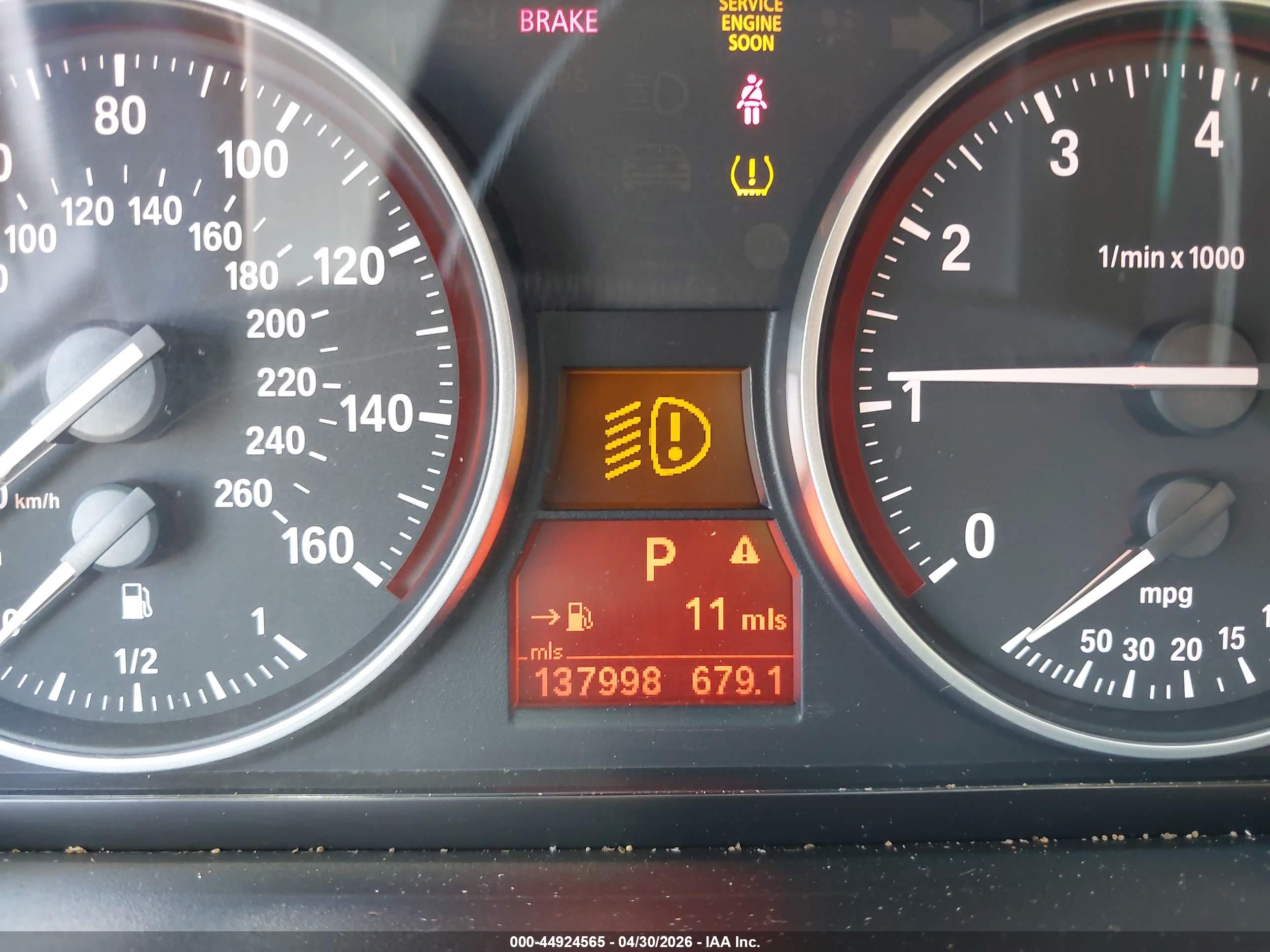 BMW 328I image 7