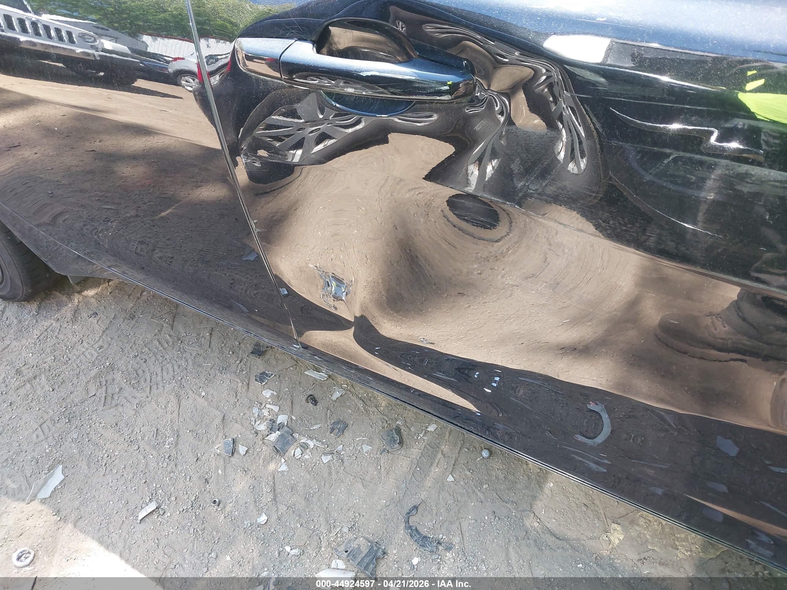 JAGUAR XF image 6