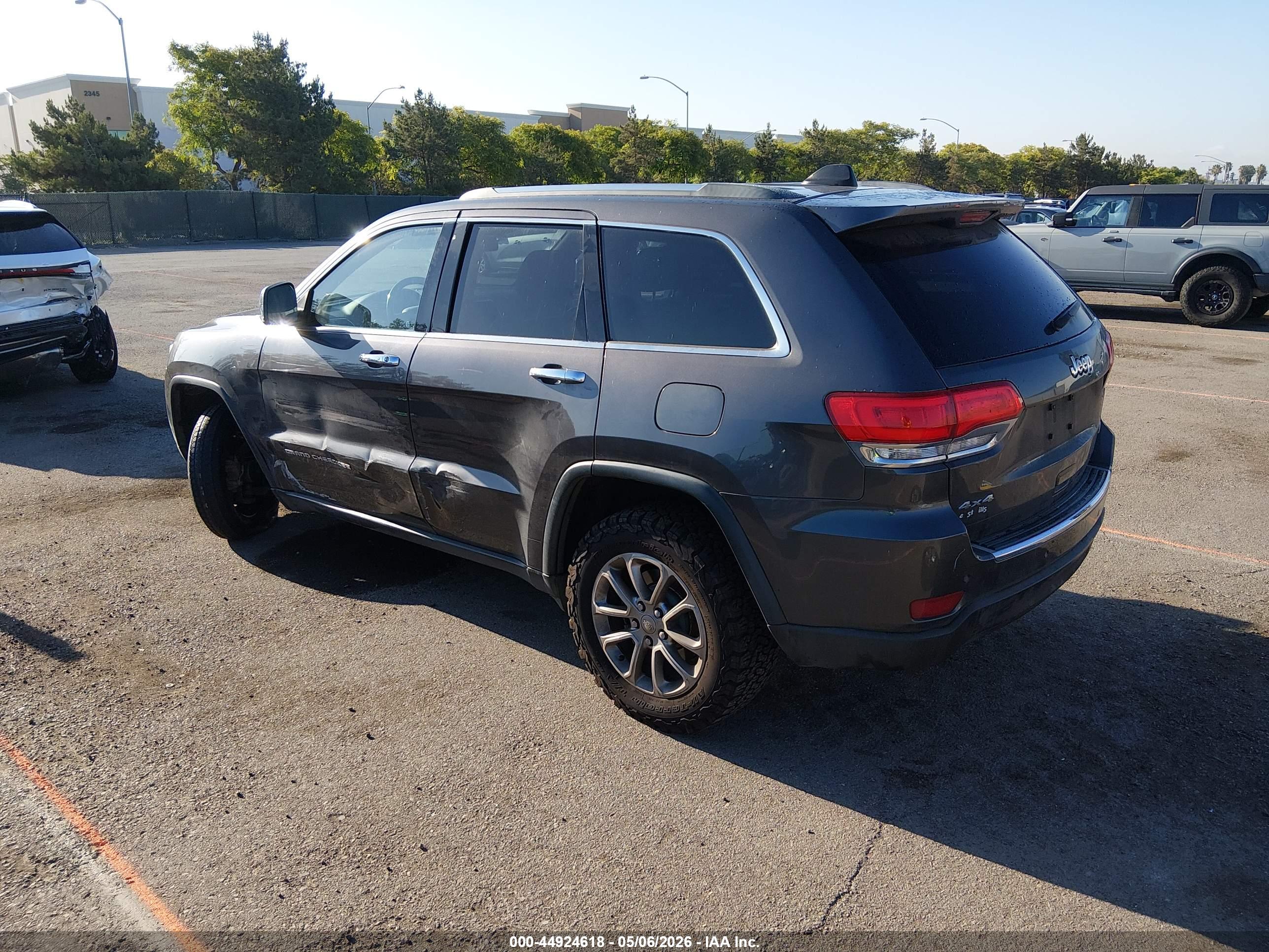 JEEP GRAND image 3