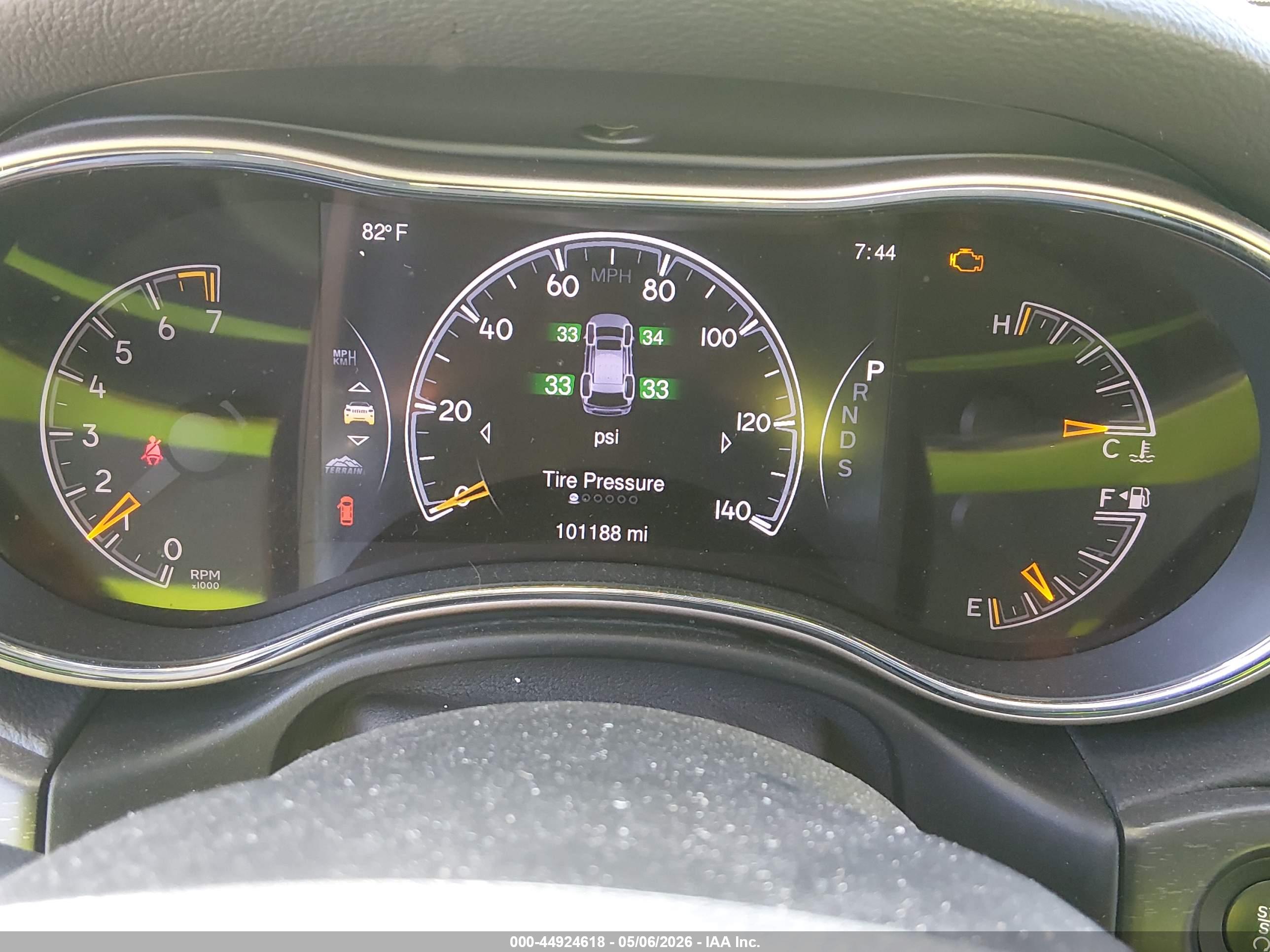 JEEP GRAND image 7
