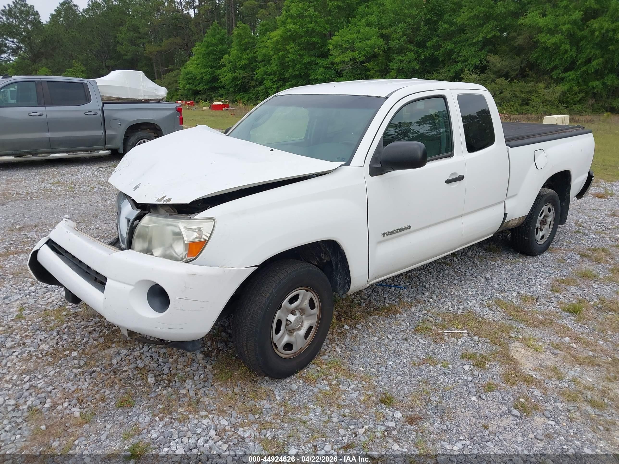 TOYOTA TACOMA image 2