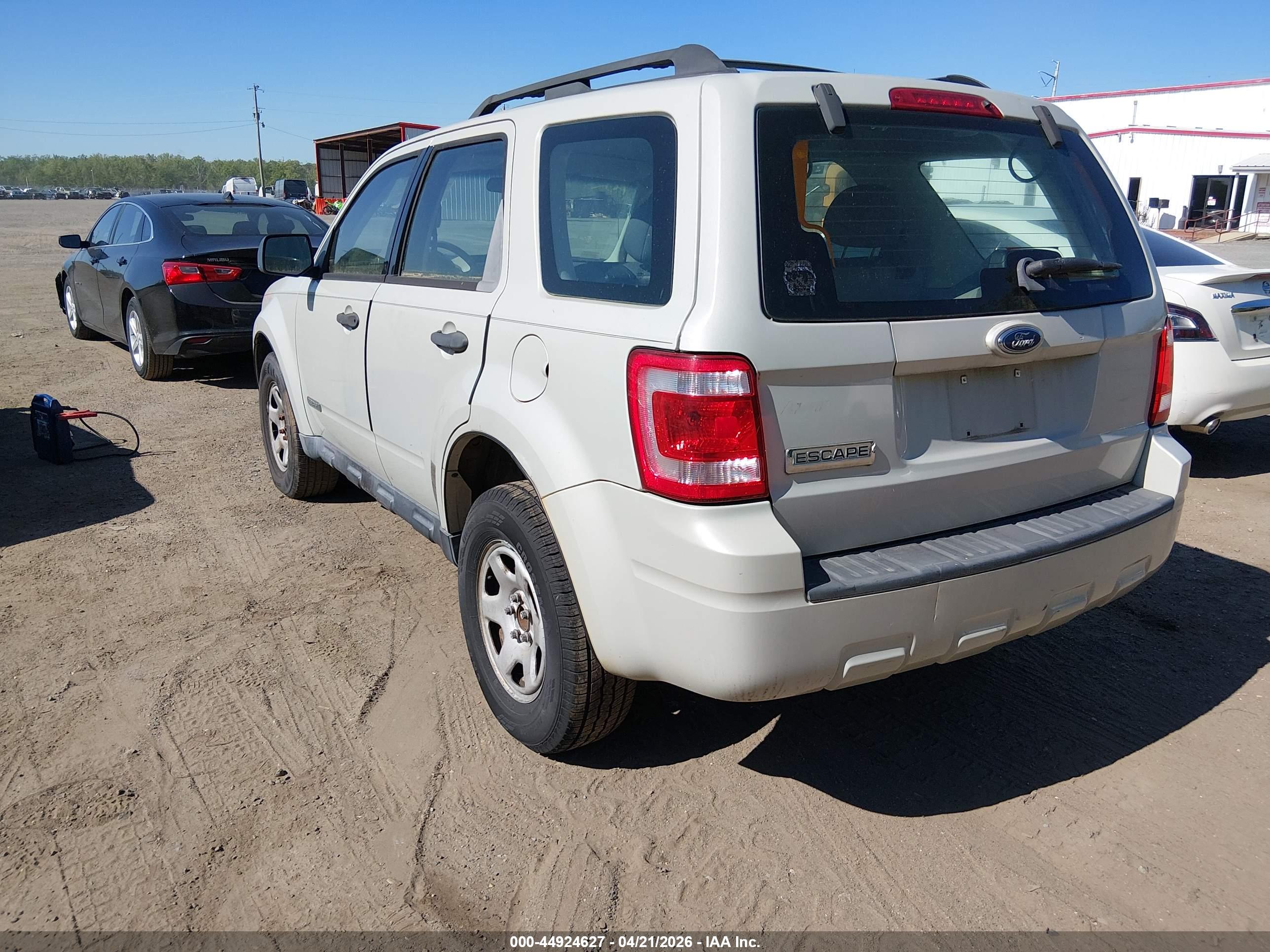 FORD ESCAPE image 3