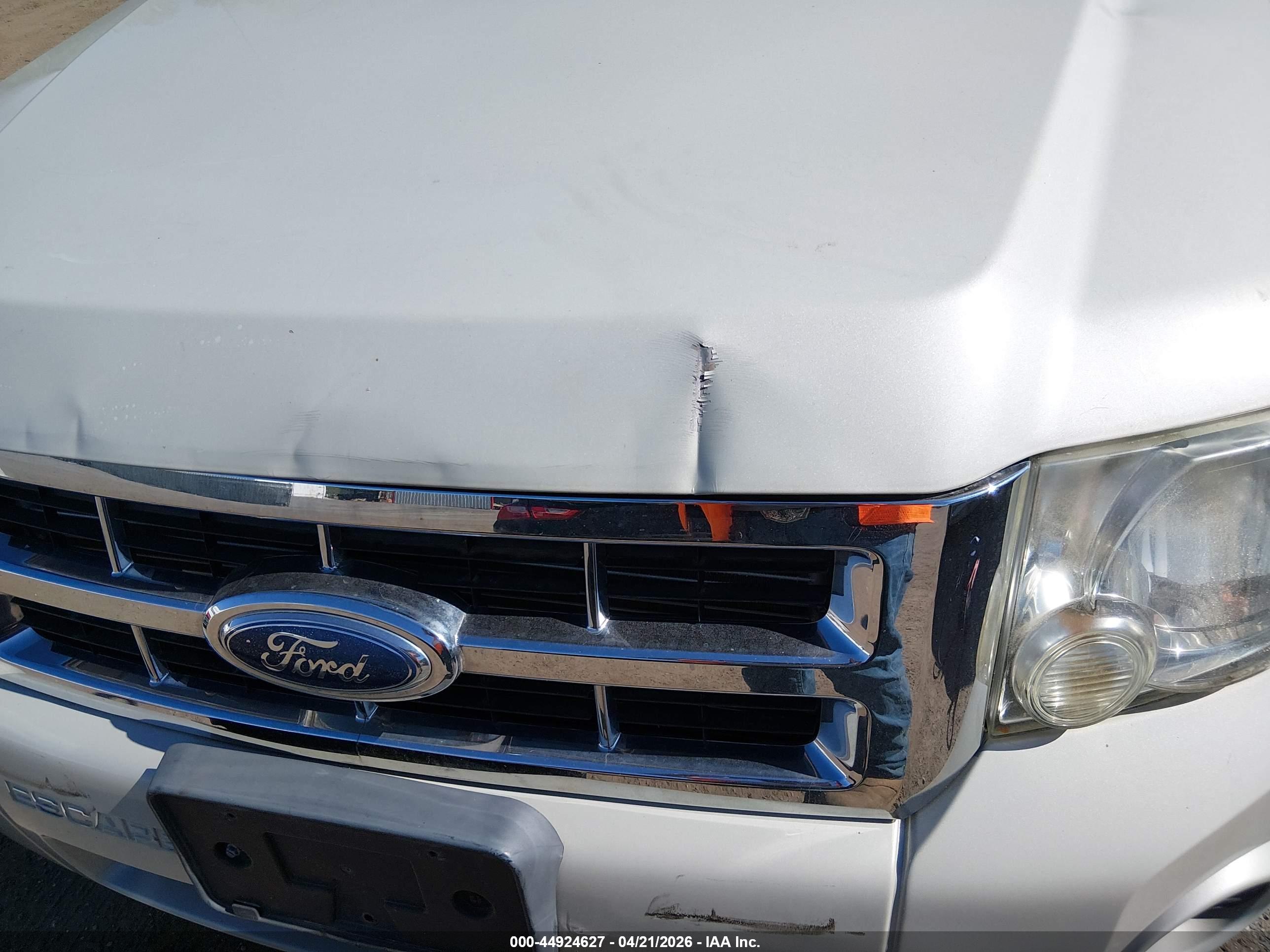 FORD ESCAPE image 6