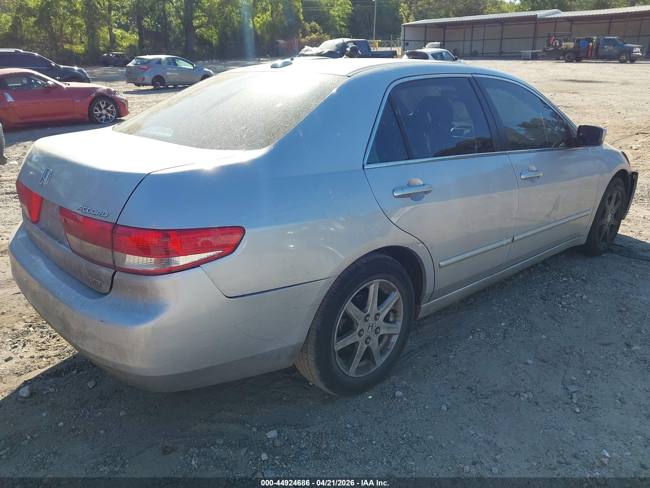 HONDA ACCORD image 4