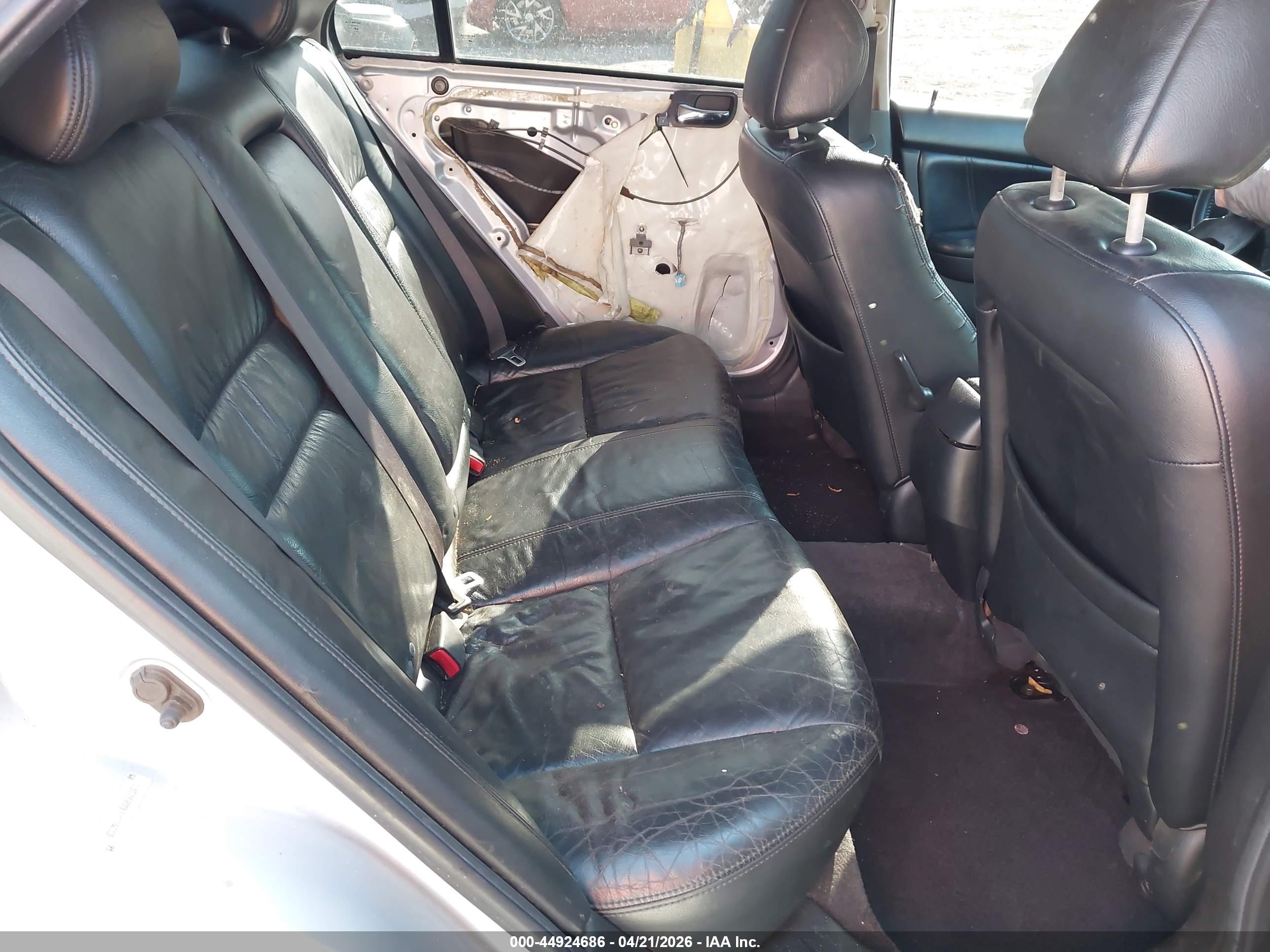 HONDA ACCORD image 8