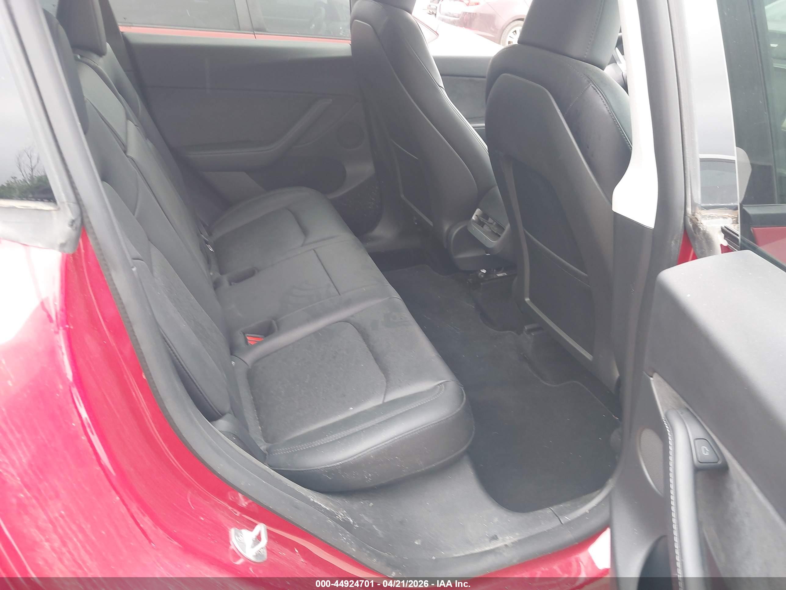 TESLA MODEL image 8