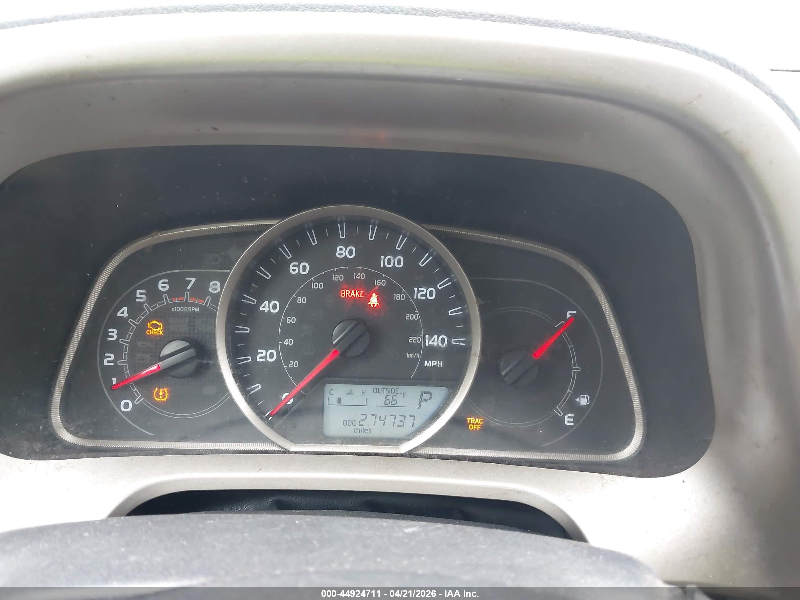 TOYOTA RAV4 image 7