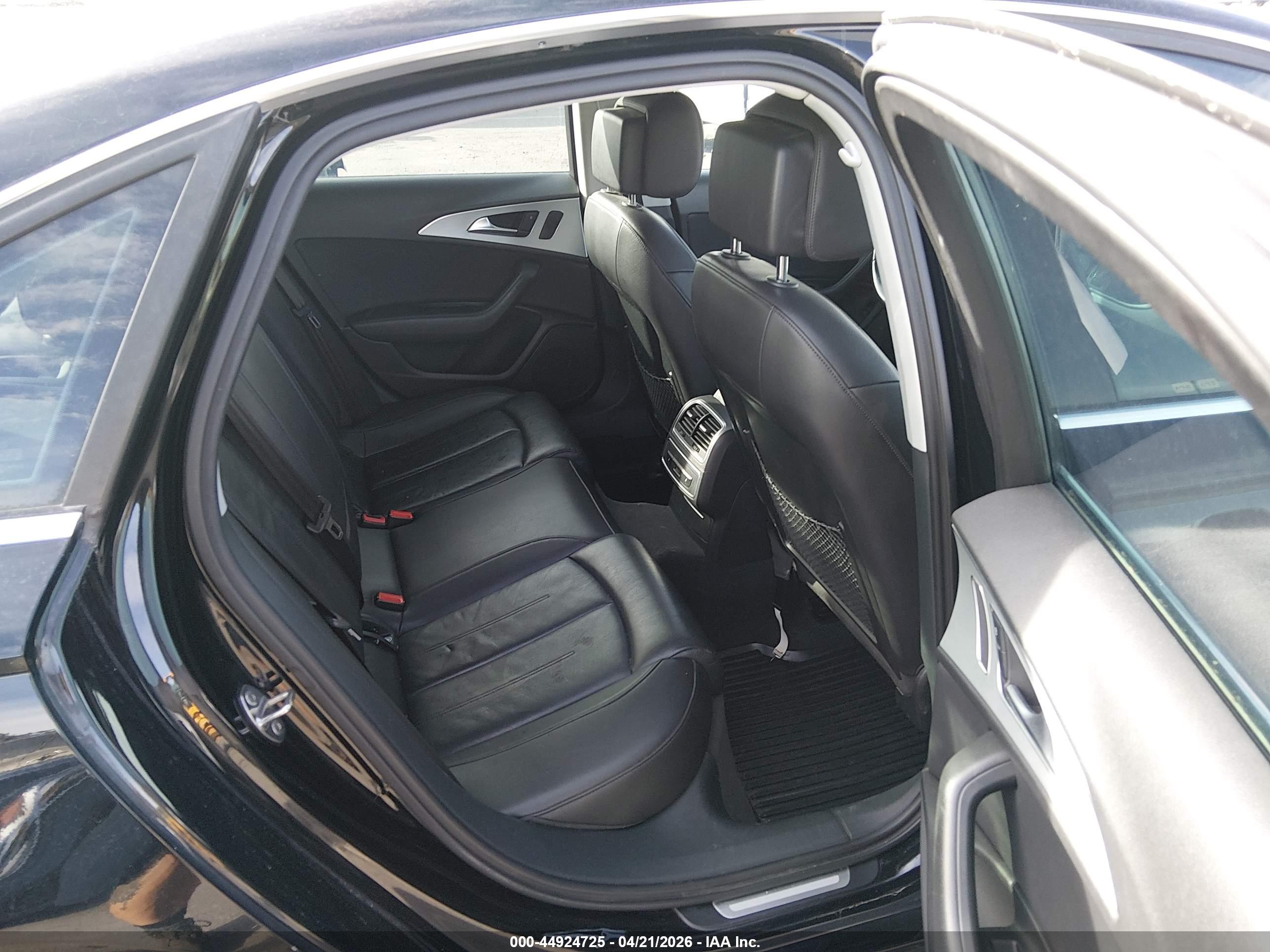 AUDI A6 image 8