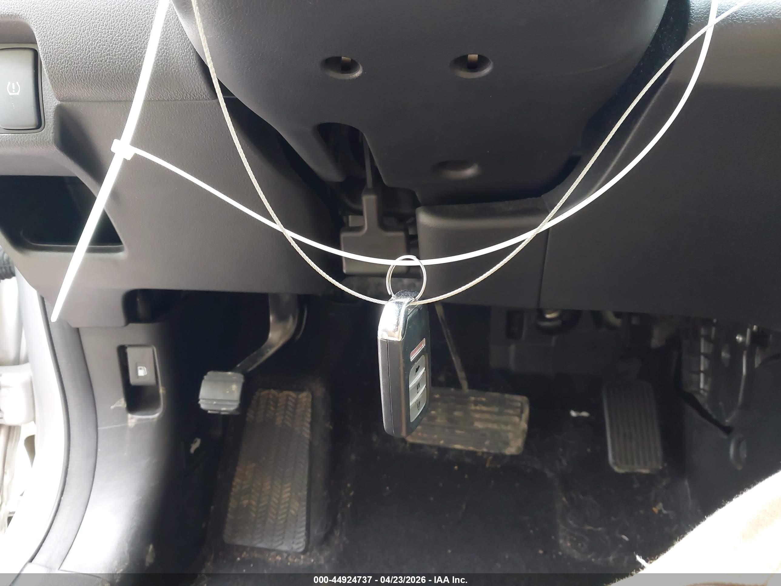 HONDA CR-V image 11
