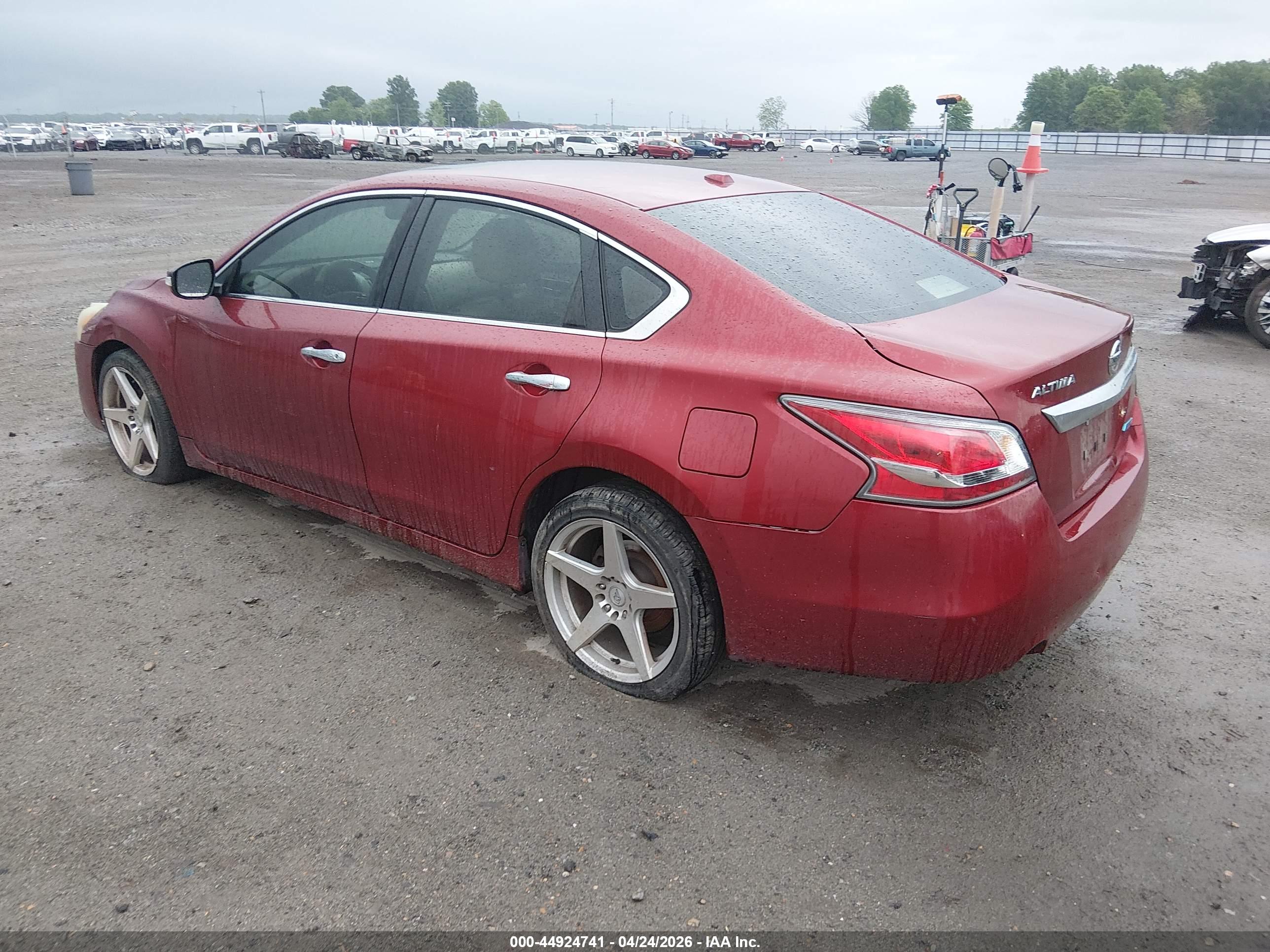 NISSAN ALTIMA image 3