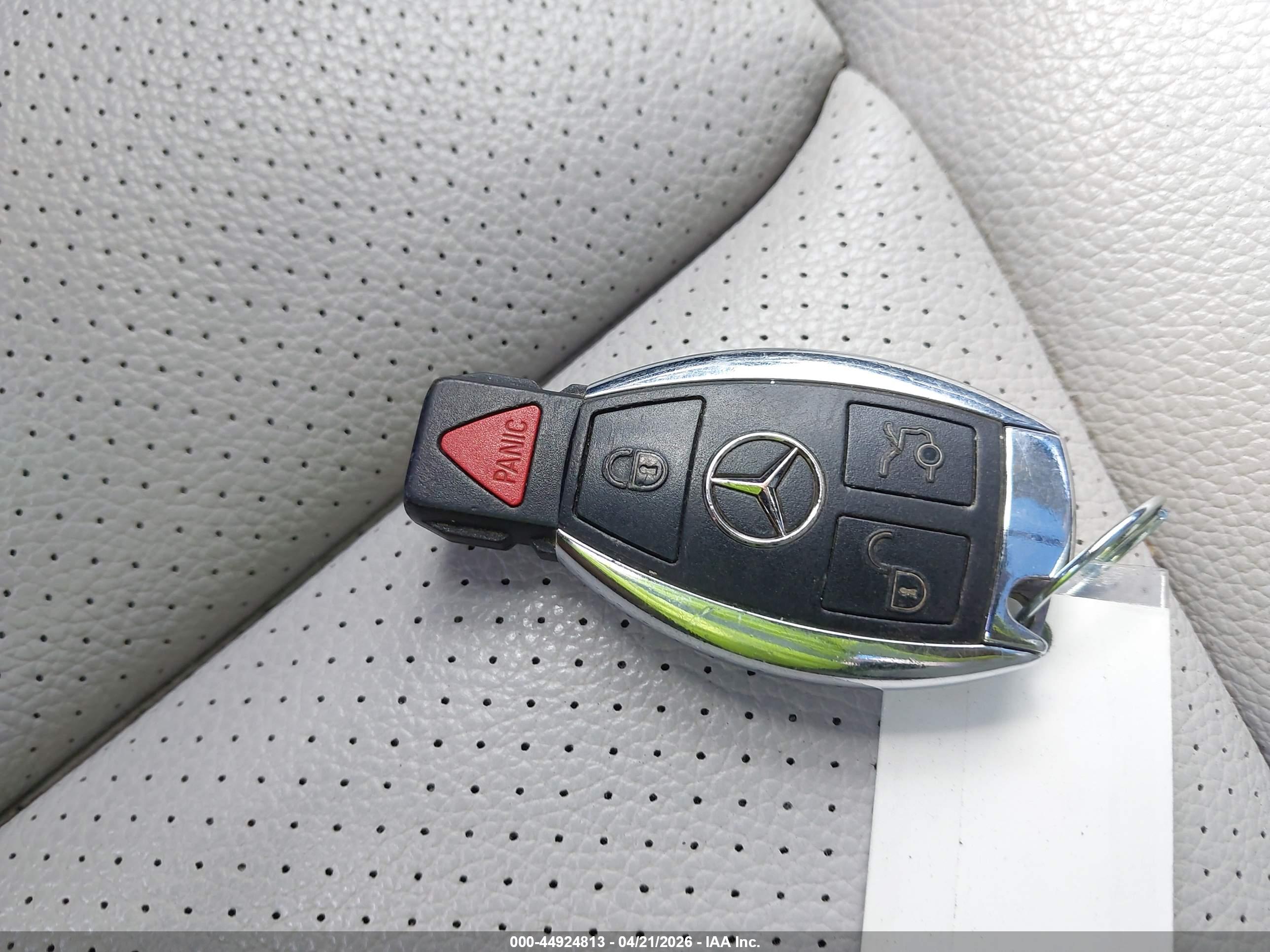 MERCEDES-BENZ C image 11