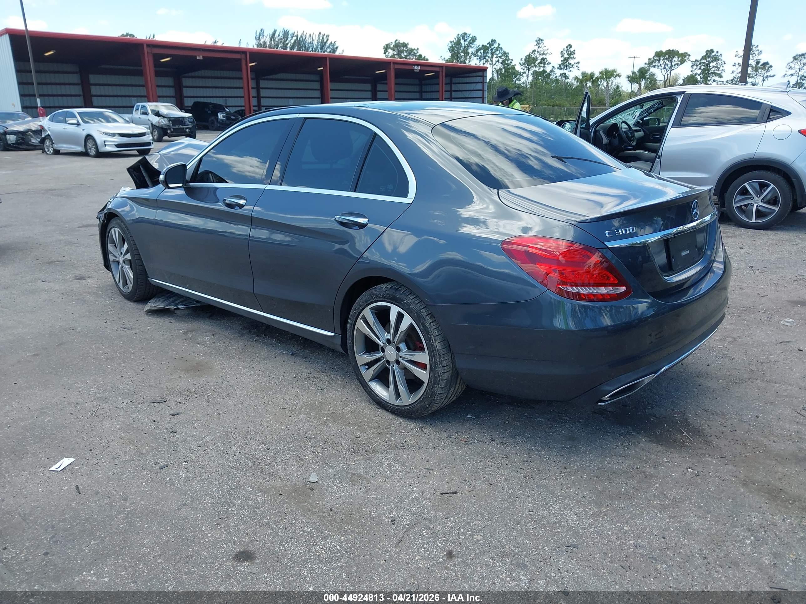 MERCEDES-BENZ C image 3