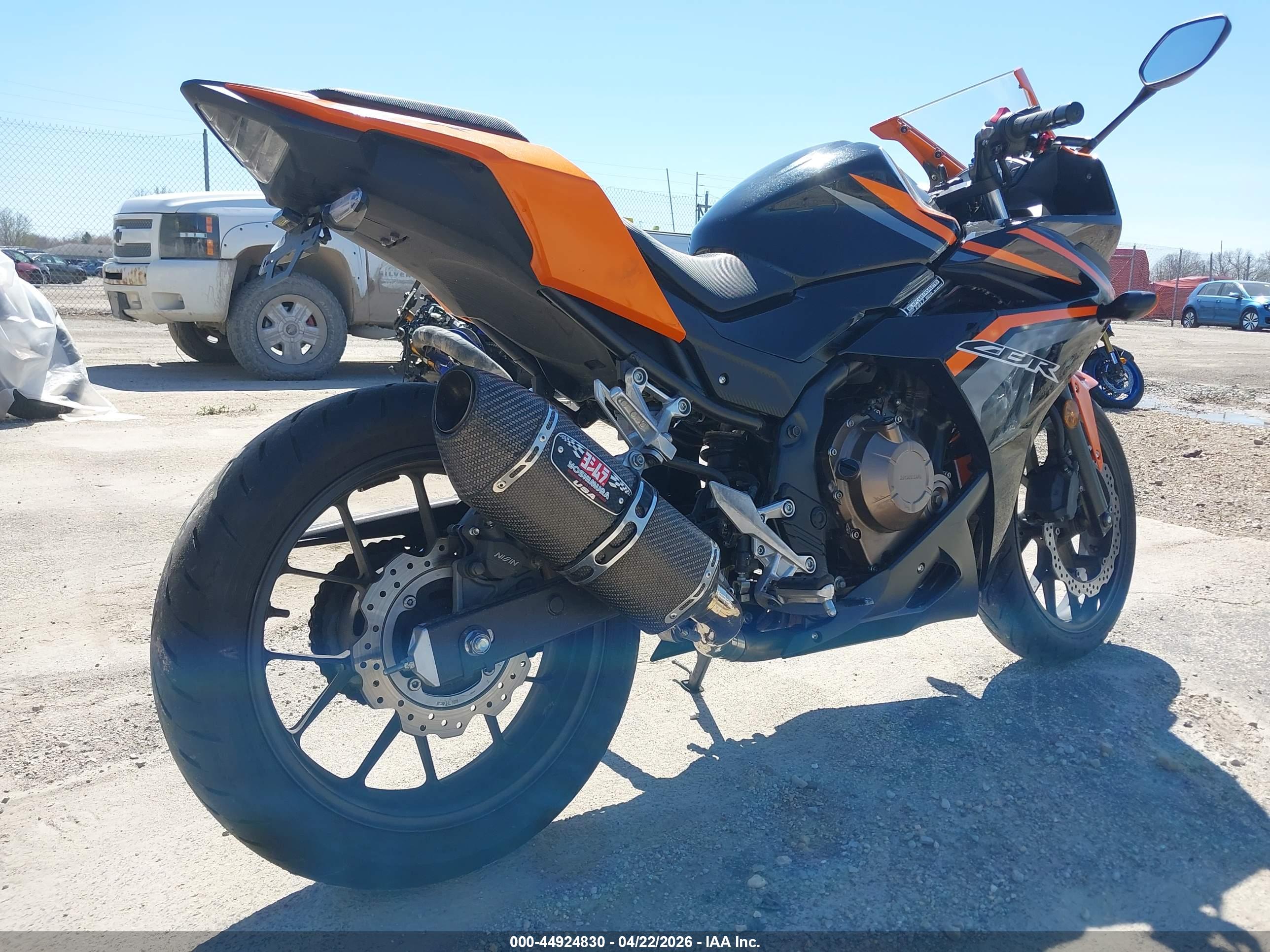 HONDA CBR500 image 4