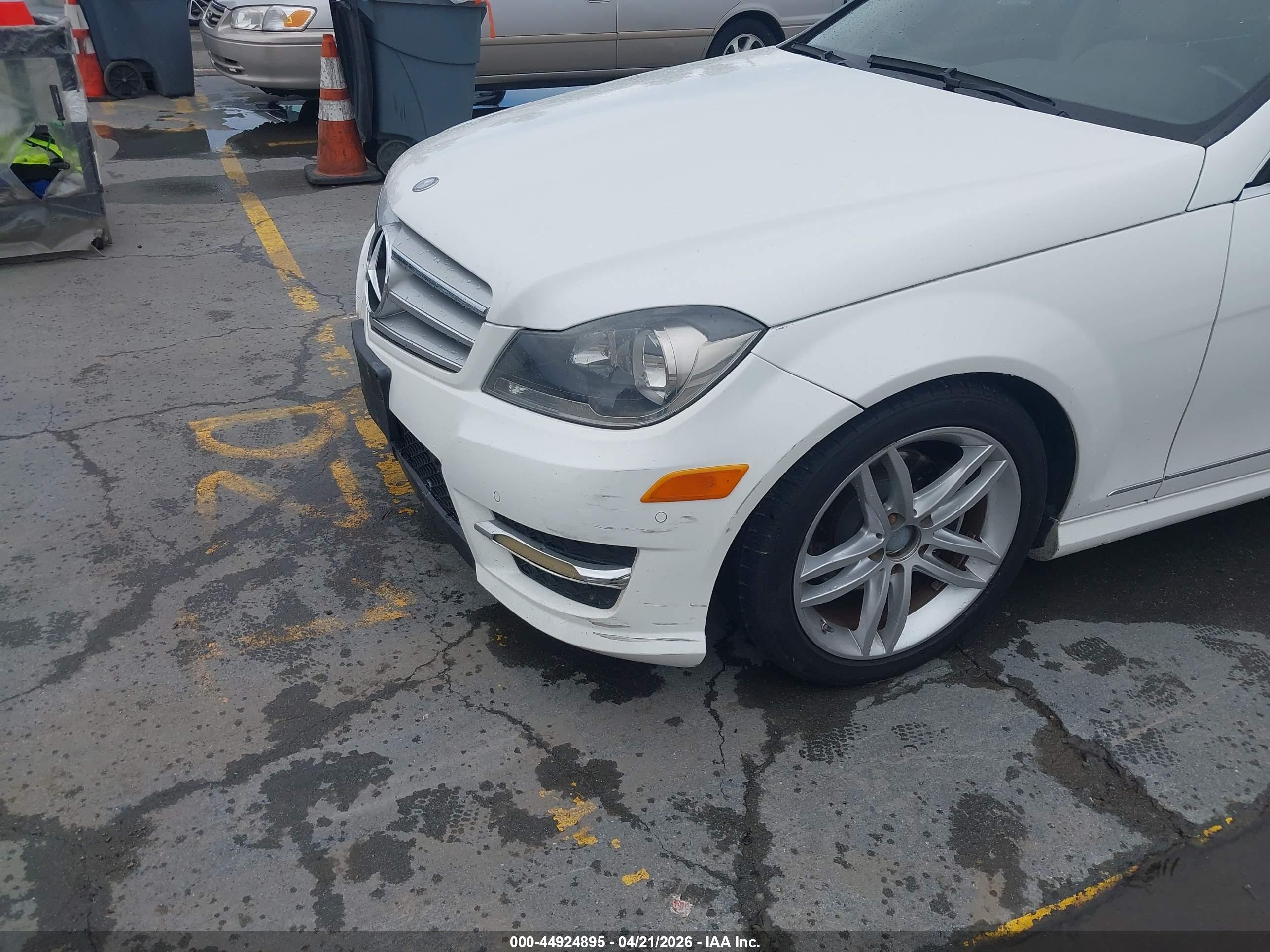 MERCEDES-BENZ C image 6