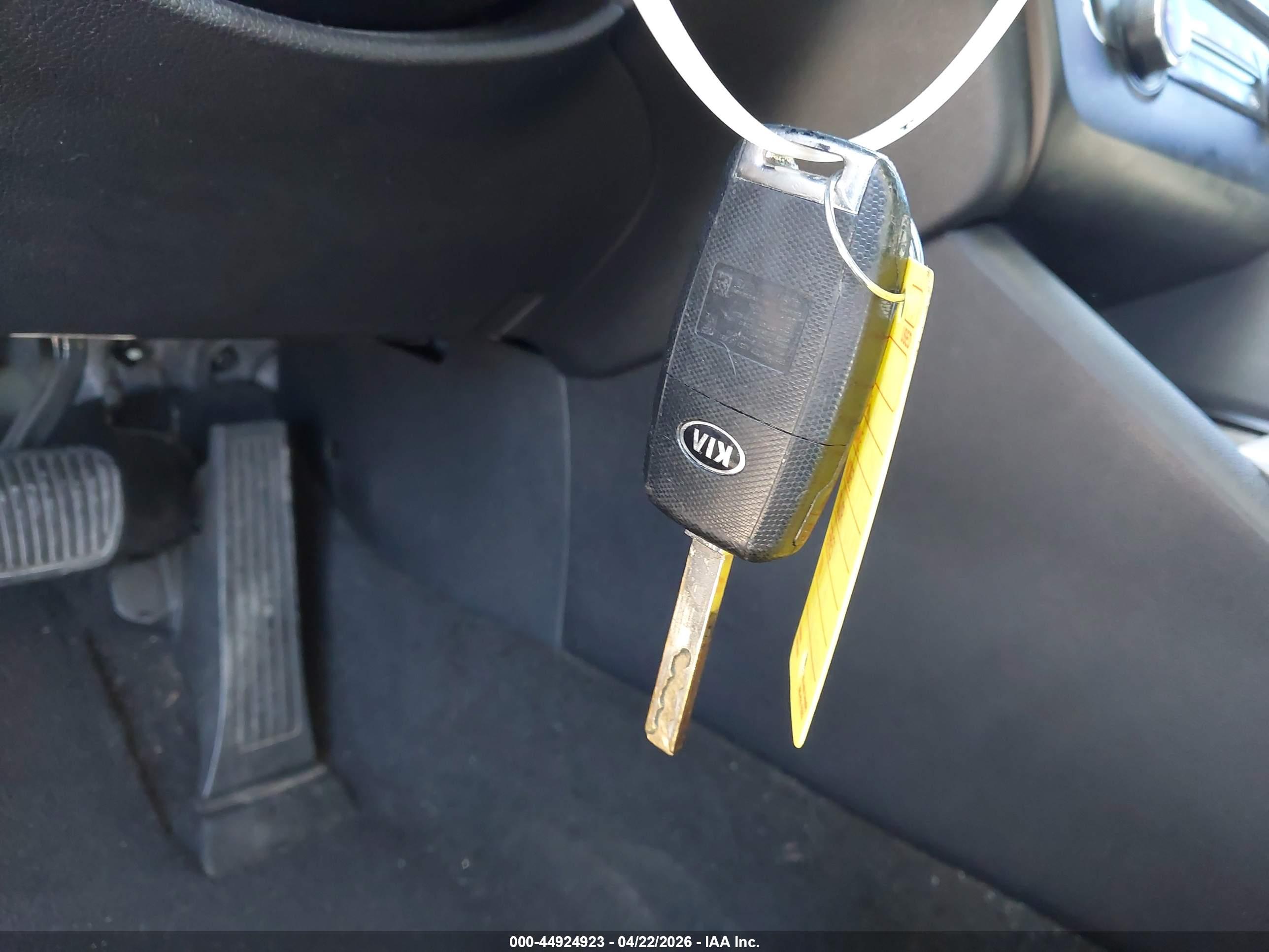 KIA OPTIMA image 11