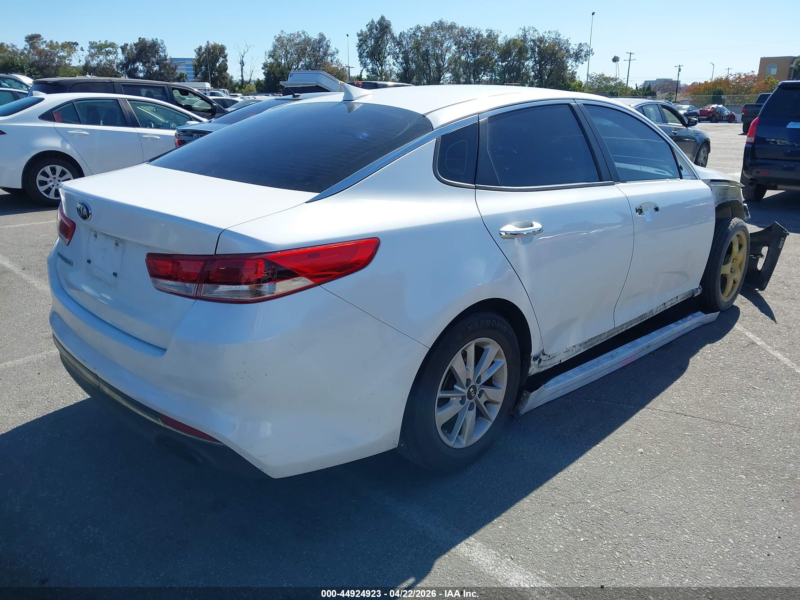 KIA OPTIMA image 4