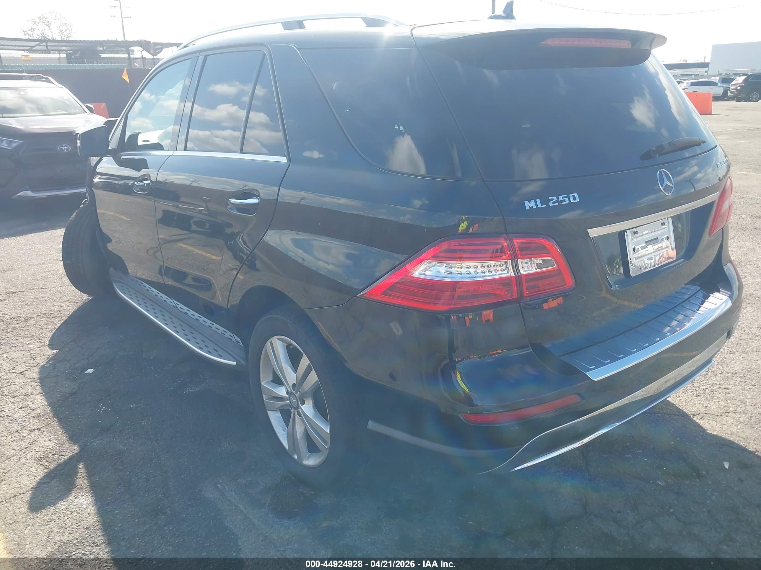 MERCEDES-BENZ ML image 3