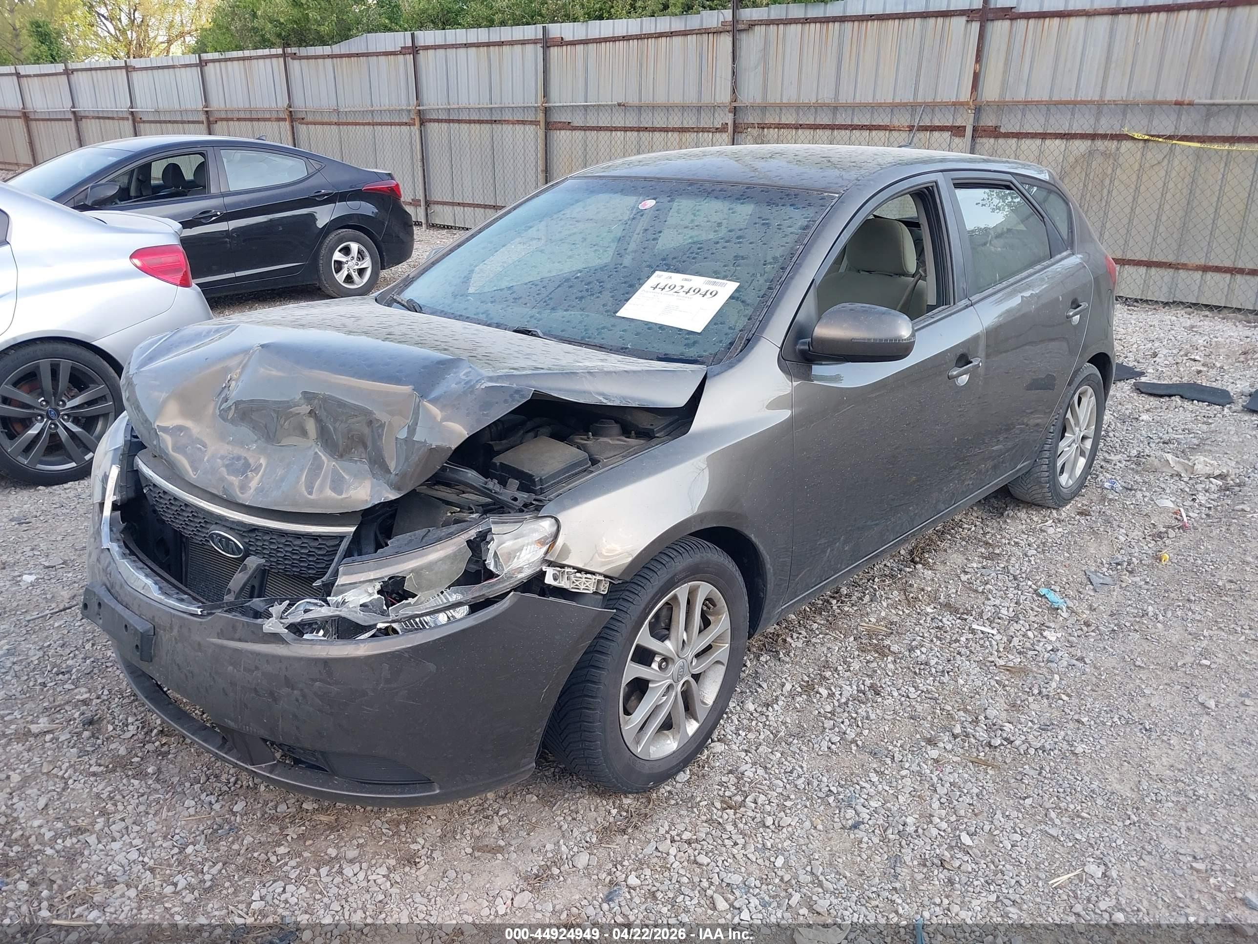 KIA FORTE image 2