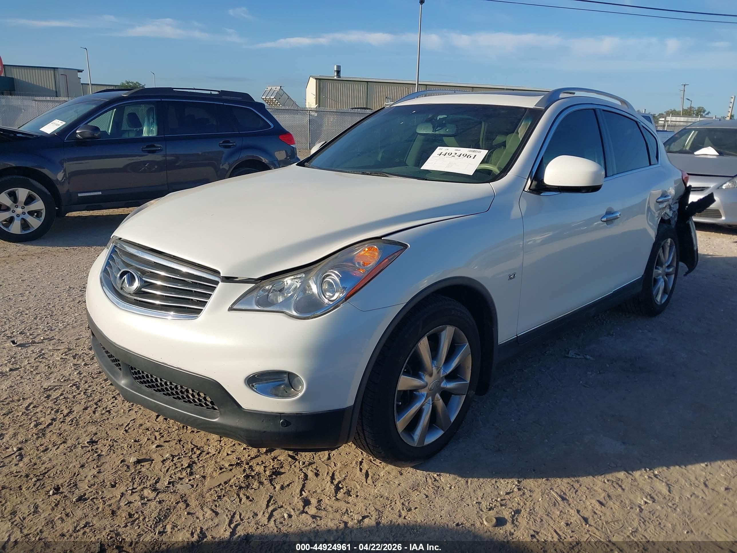 INFINITI QX50 image 2