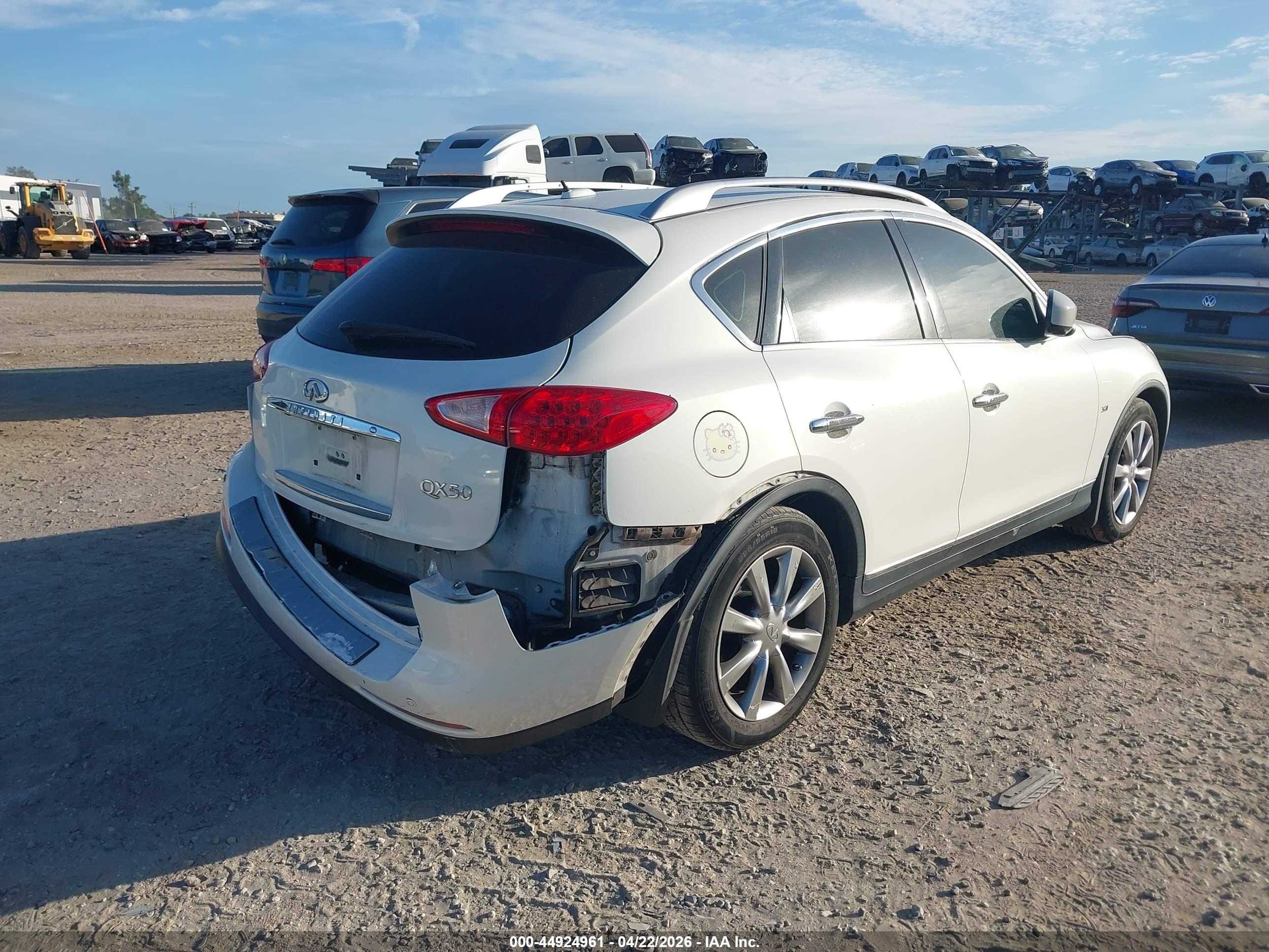 INFINITI QX50 image 4
