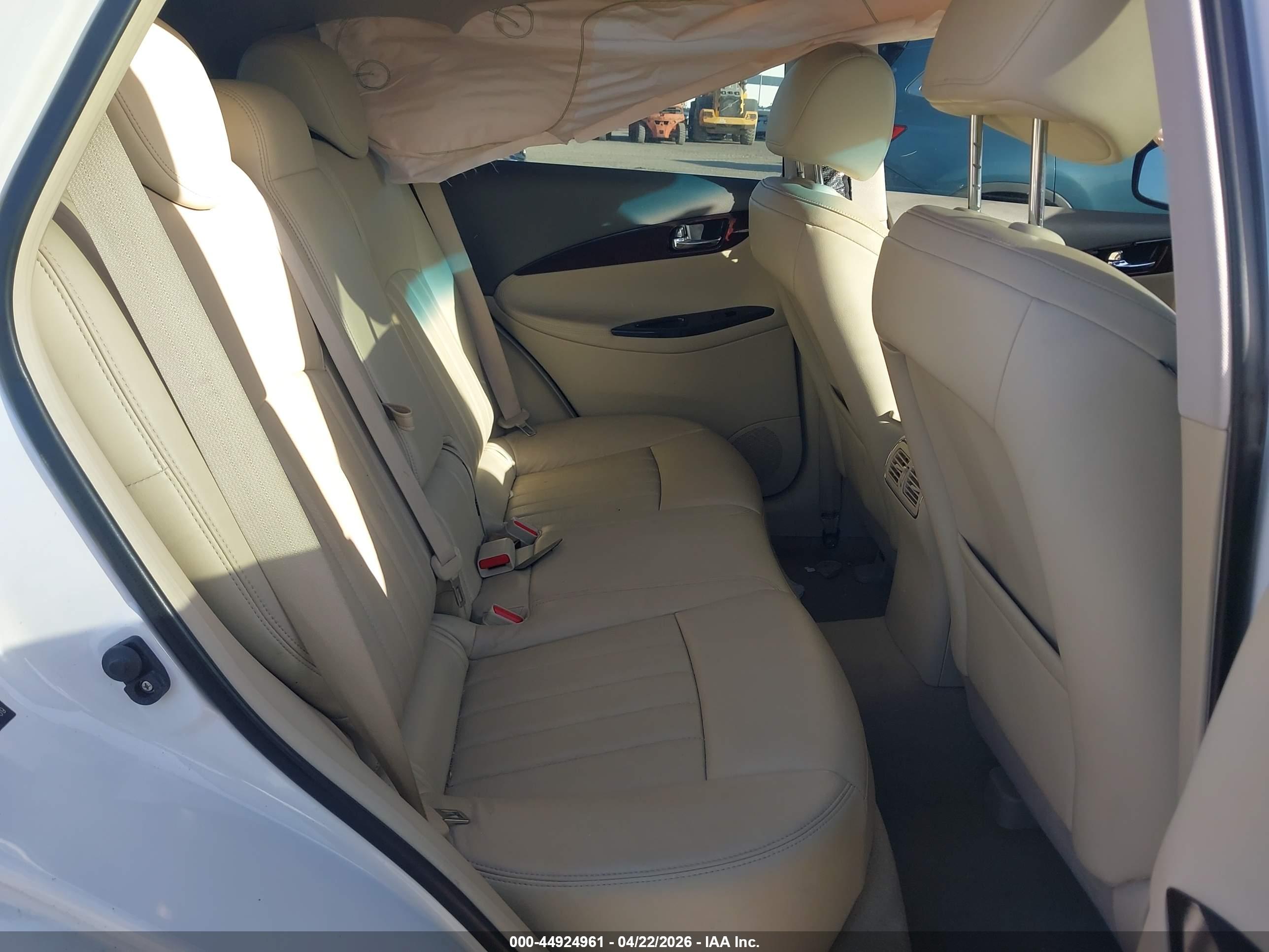 INFINITI QX50 image 8