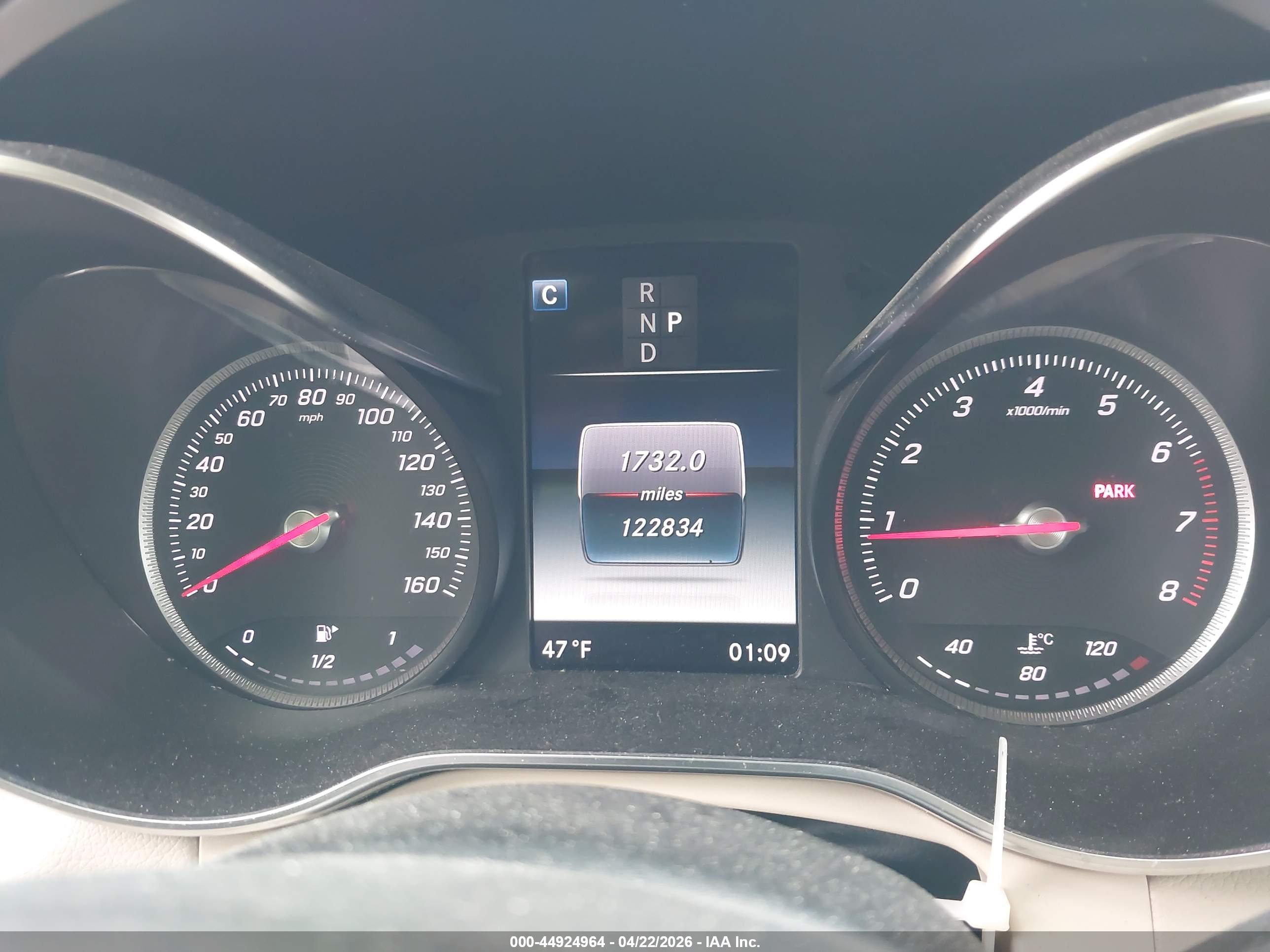 MERCEDES-BENZ GLC image 7