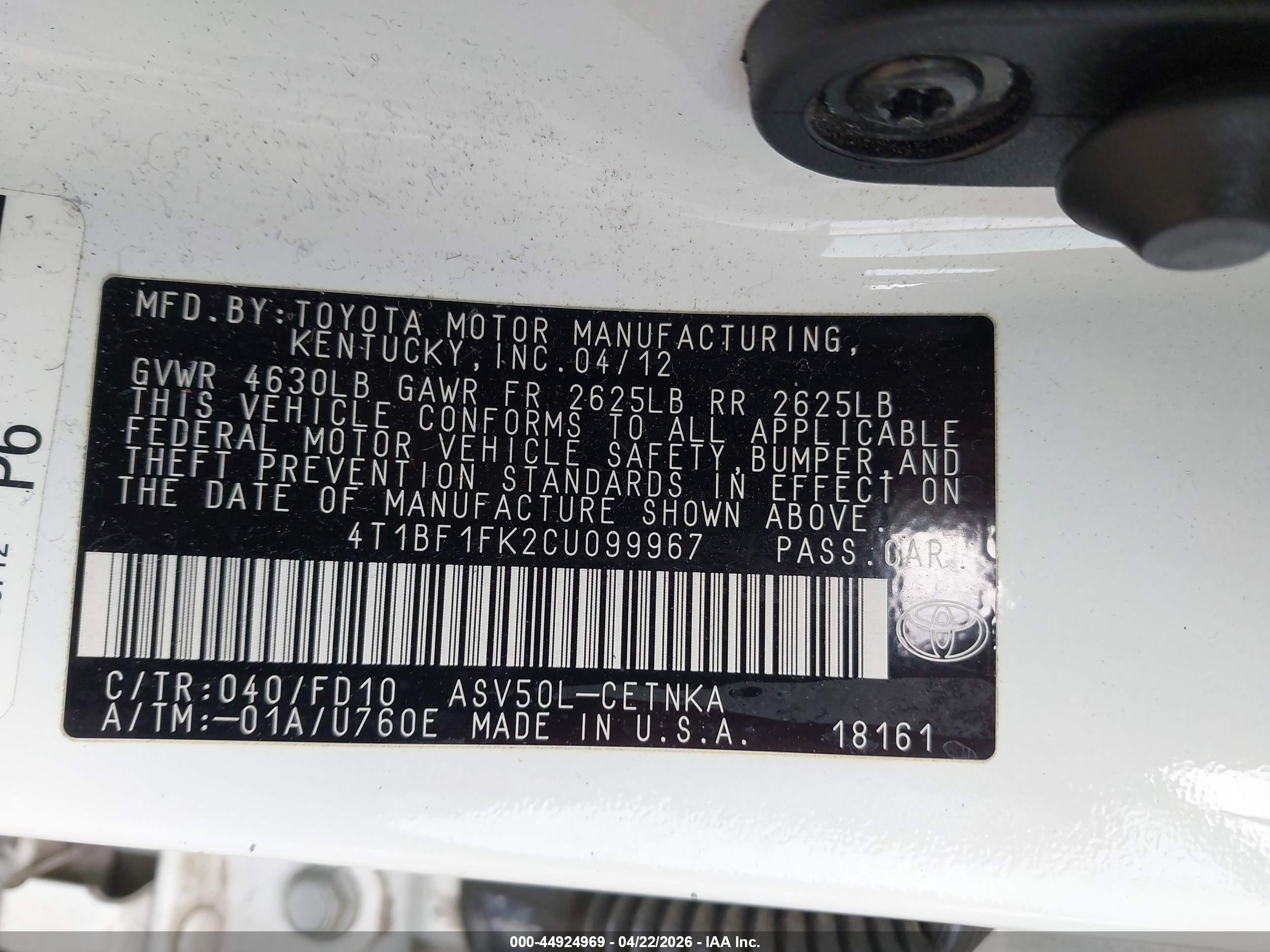 TOYOTA CAMRY image 9