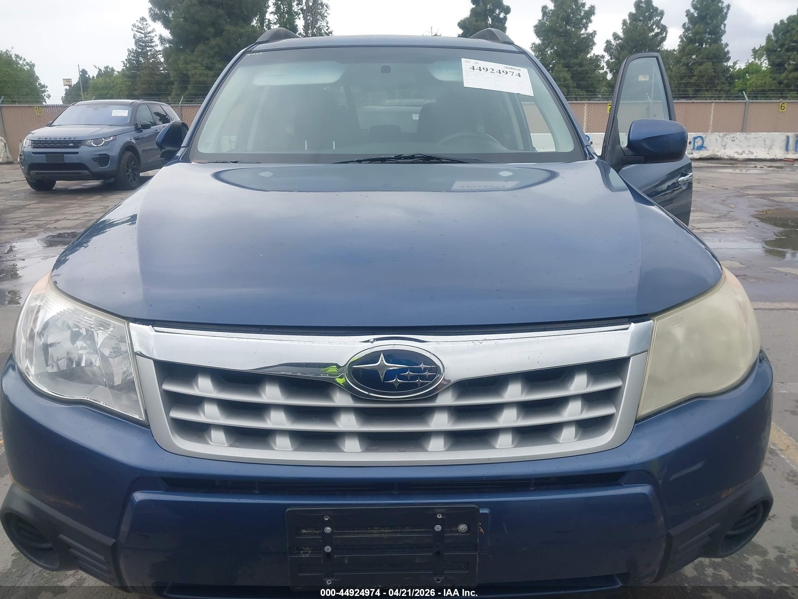 SUBARU FORESTER image 6