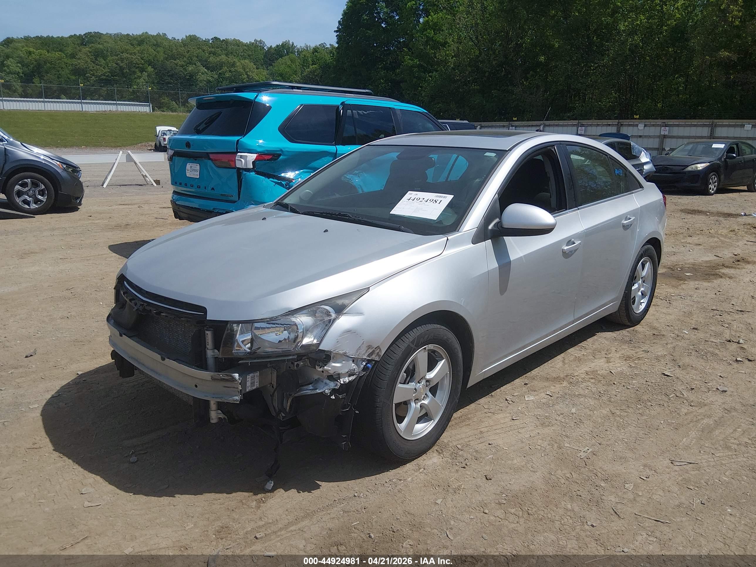 CHEVROLET CRUZE image 2
