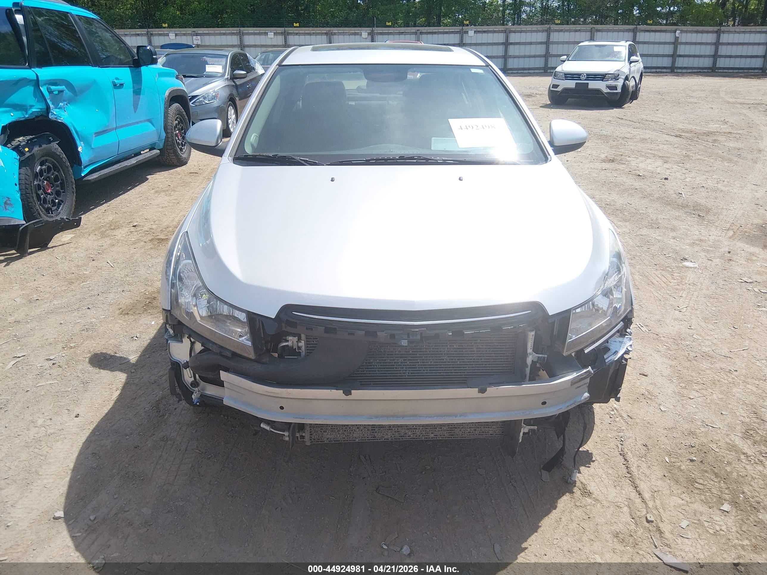 CHEVROLET CRUZE image 6