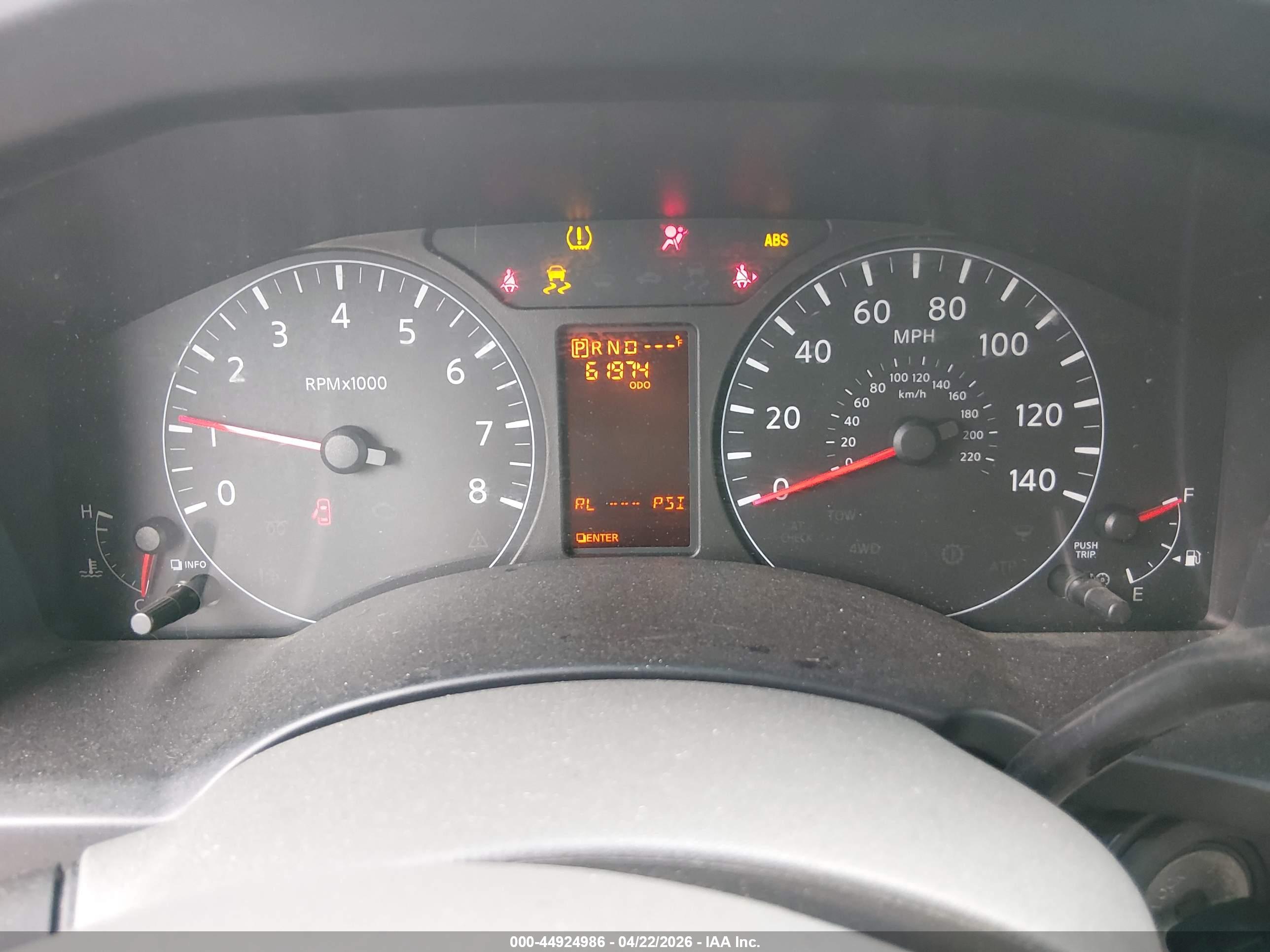 NISSAN NV image 7