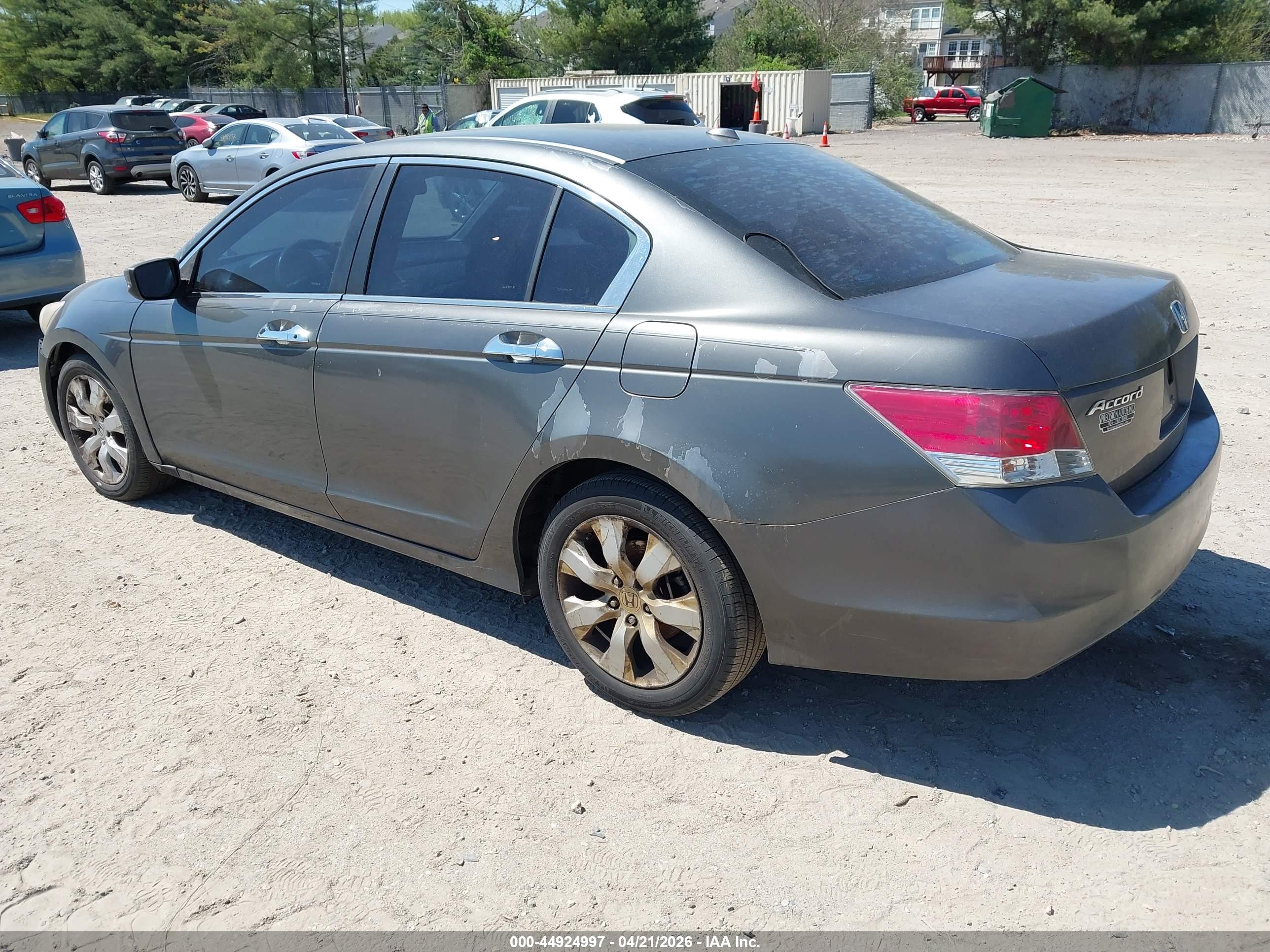 HONDA ACCORD image 3