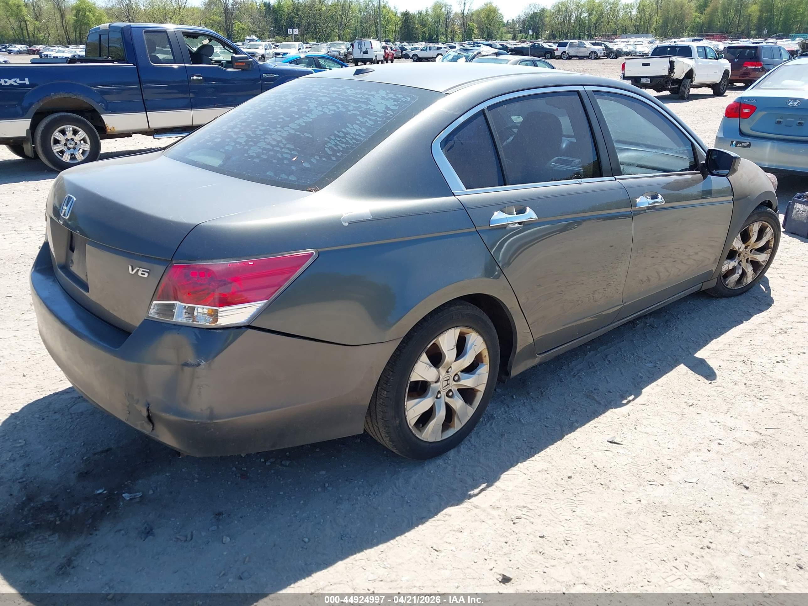 HONDA ACCORD image 4